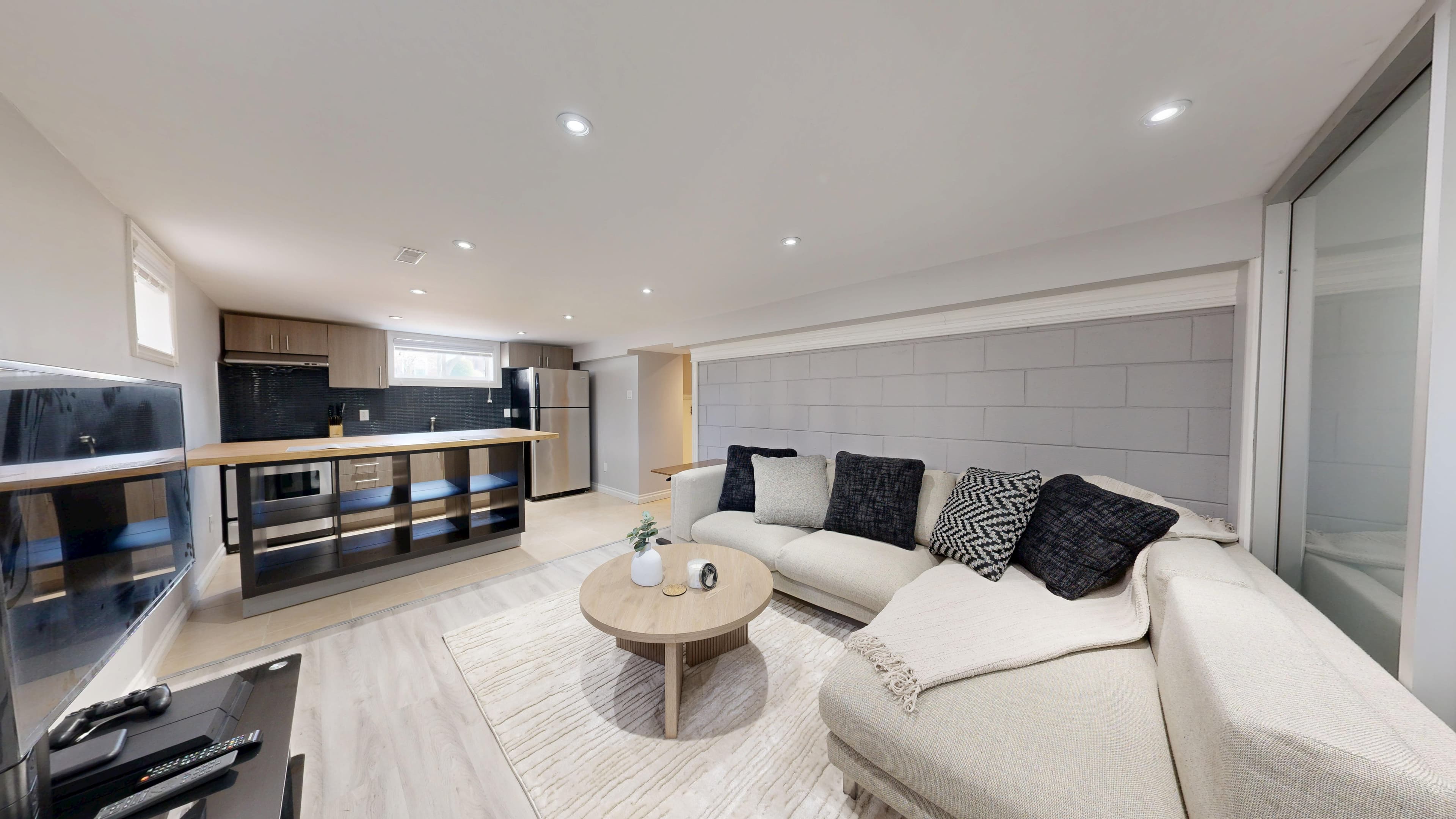 Rhenti — 1 Bedroom(s) and 1 Bathroom(s) - Photo 8