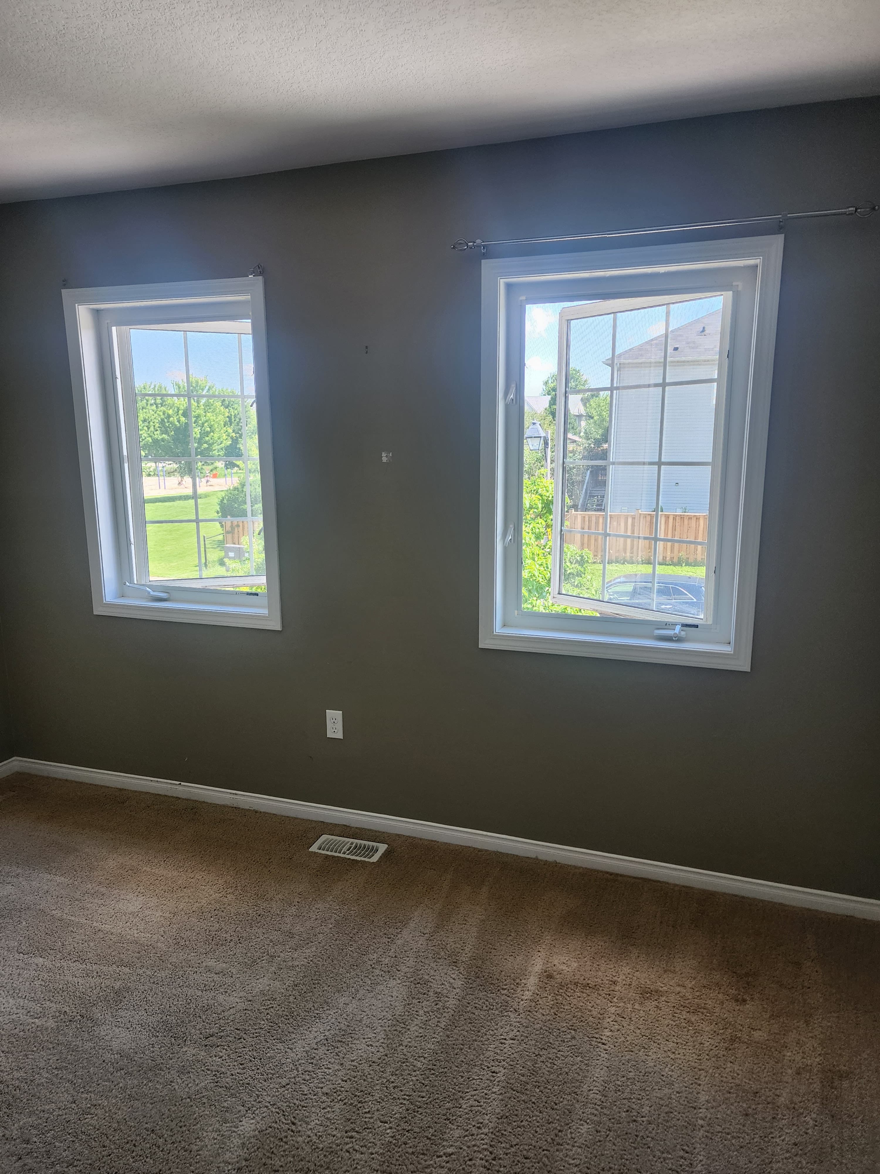 K-W Property Management — 4 Bedroom(s) and 2.5 Bathroom(s) - Photo 17