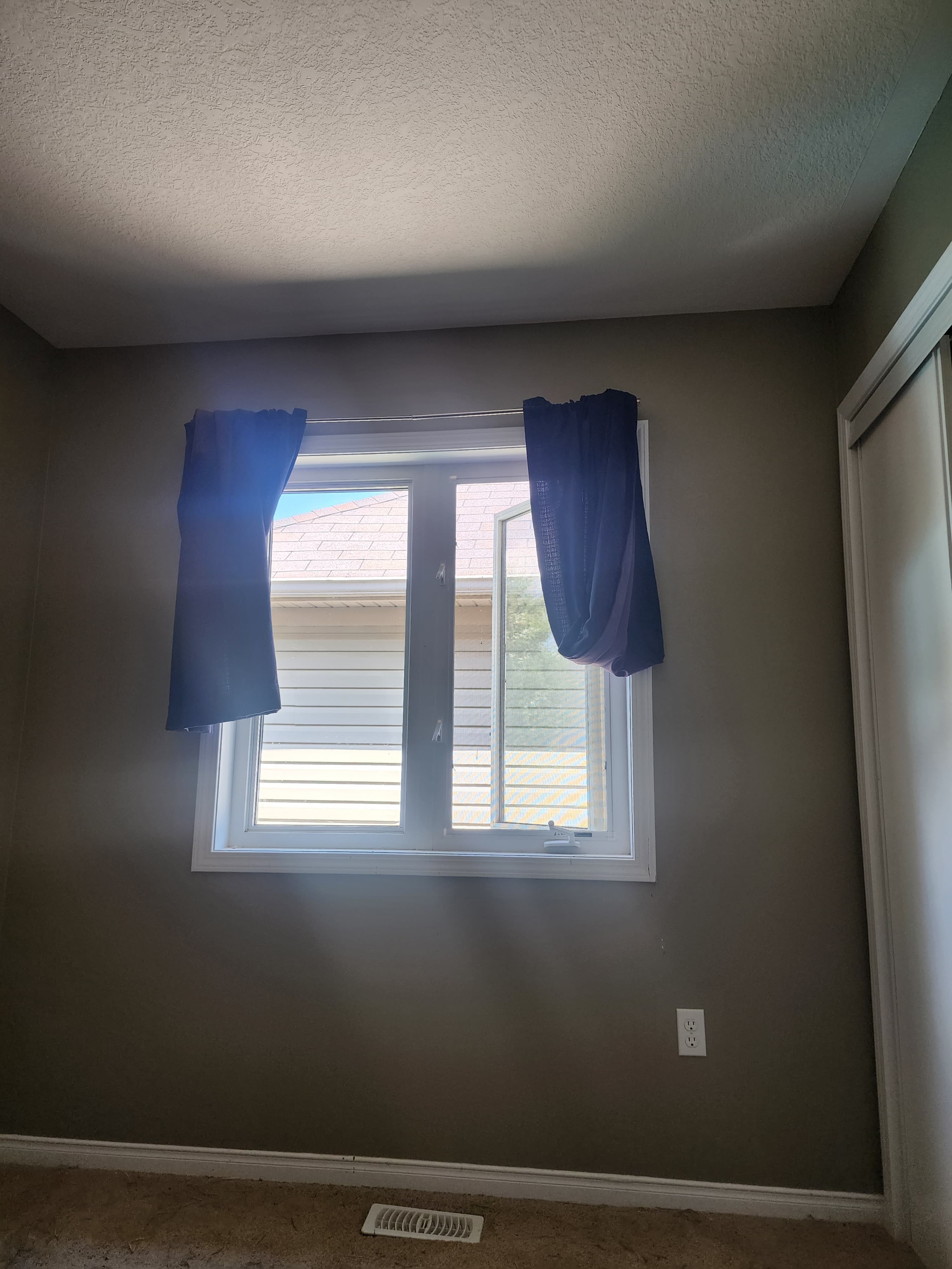 K-W Property Management — 4 Bedroom(s) and 2.5 Bathroom(s) - Photo 25