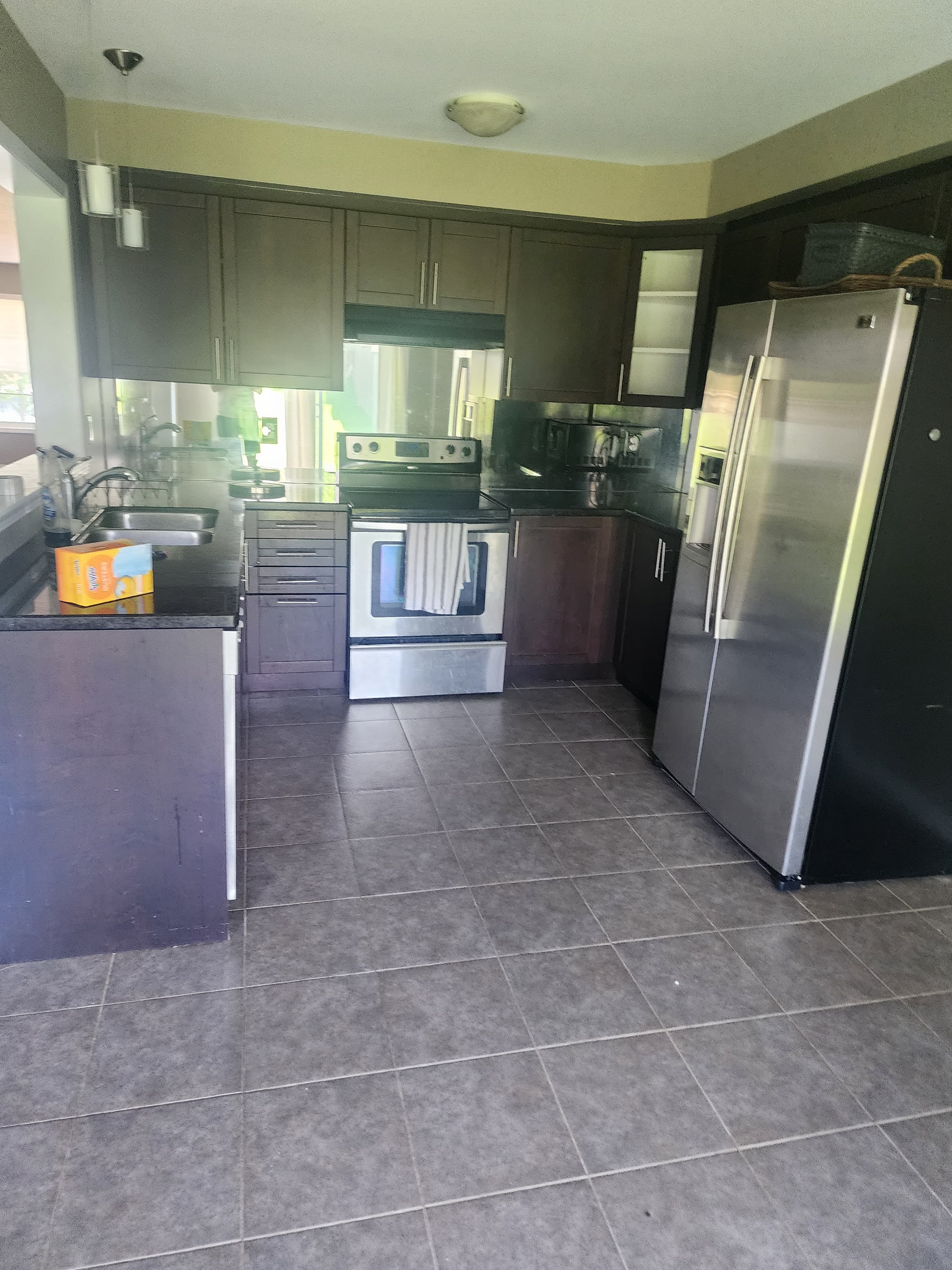 K-W Property Management — 4 Bedroom(s) and 2.5 Bathroom(s) - Photo 8