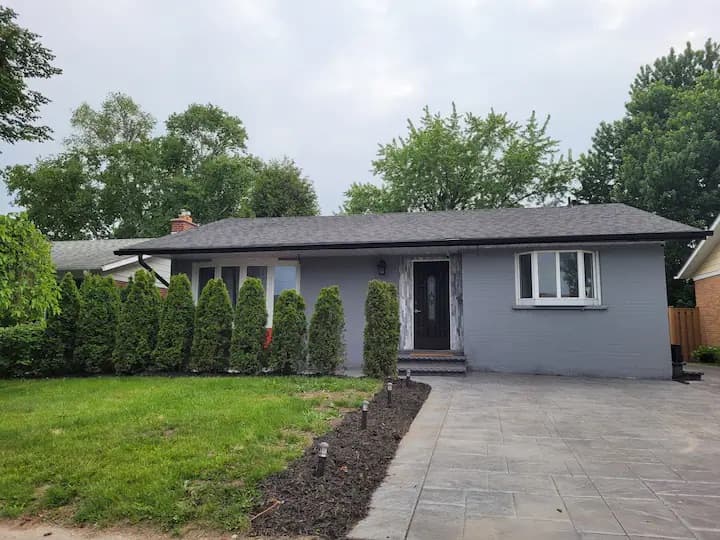 Rhenti — 3 Bedroom(s) and 1.5 Bathroom(s)