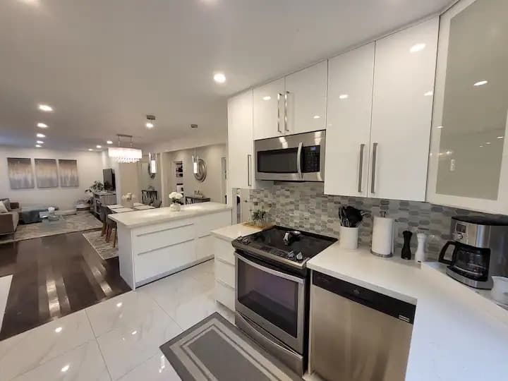 Rhenti — 3 Bedroom(s) and 1.5 Bathroom(s) - Photo 17