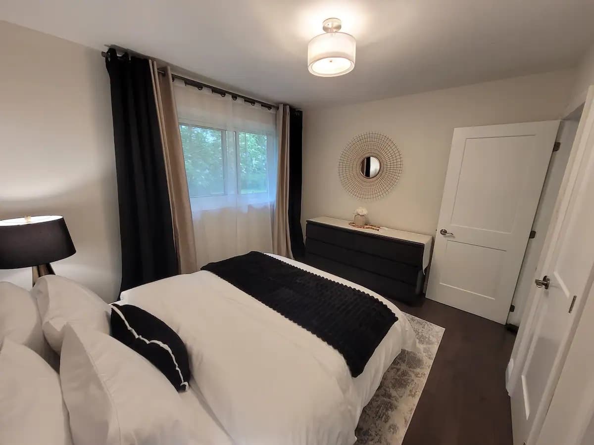 Rhenti — 3 Bedroom(s) and 1.5 Bathroom(s) - Photo 19