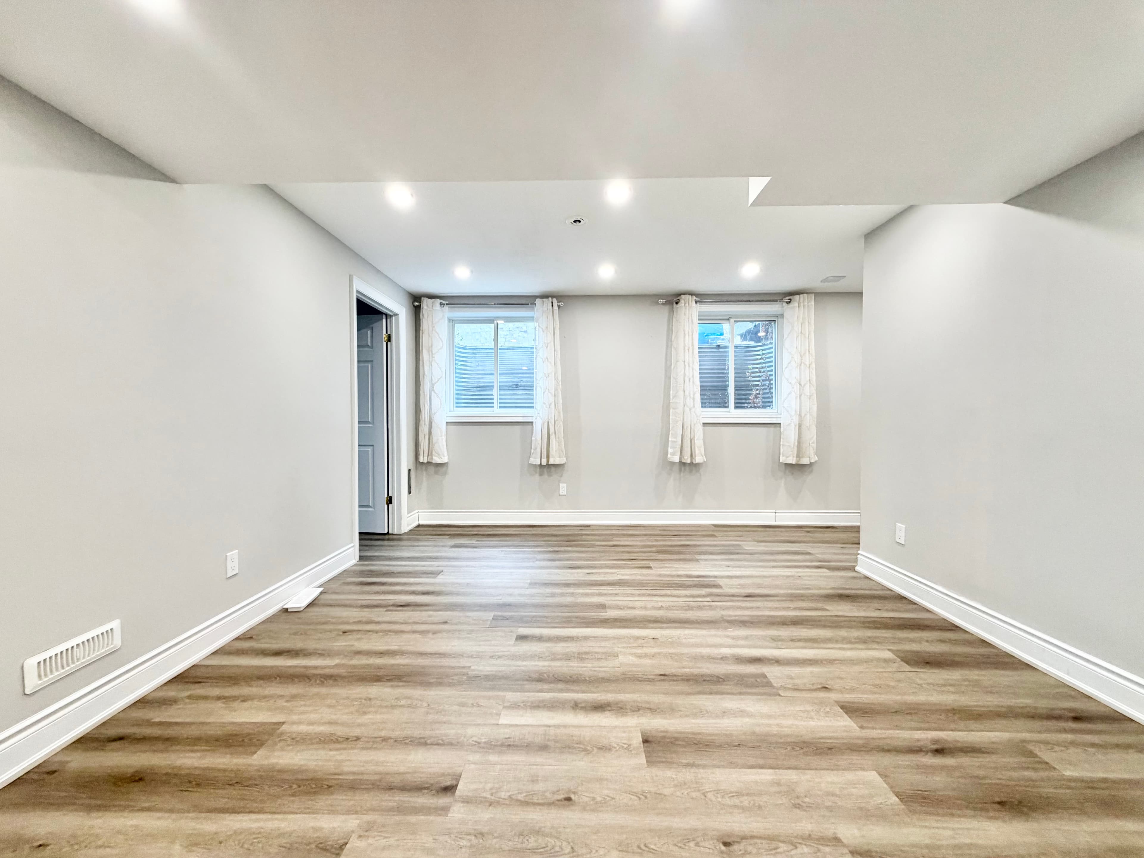Metra Leasing — 2 Bedroom(s) and 1 Bathroom(s) - Photo 13