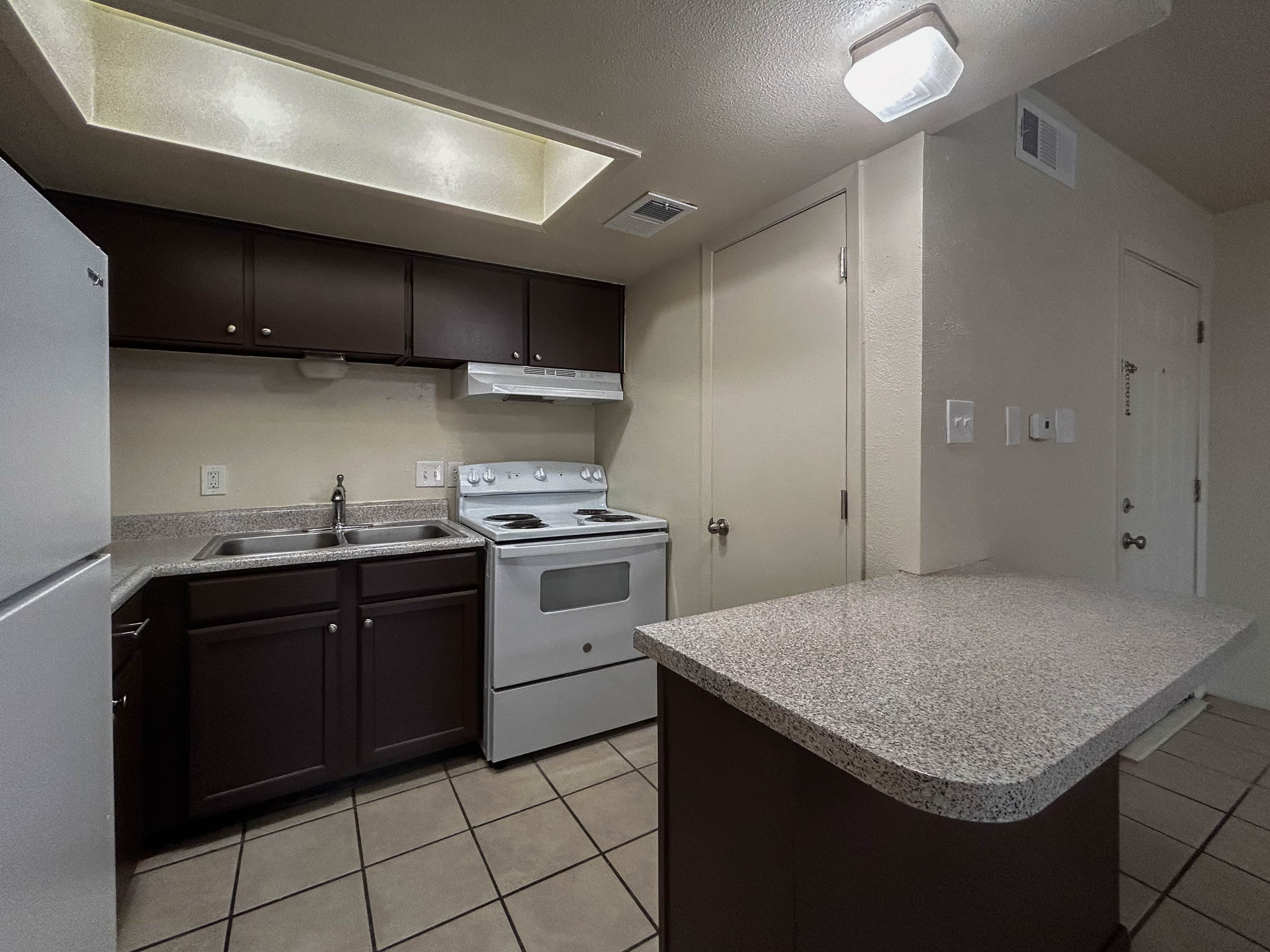 Scott Brown Properties - Photo 4