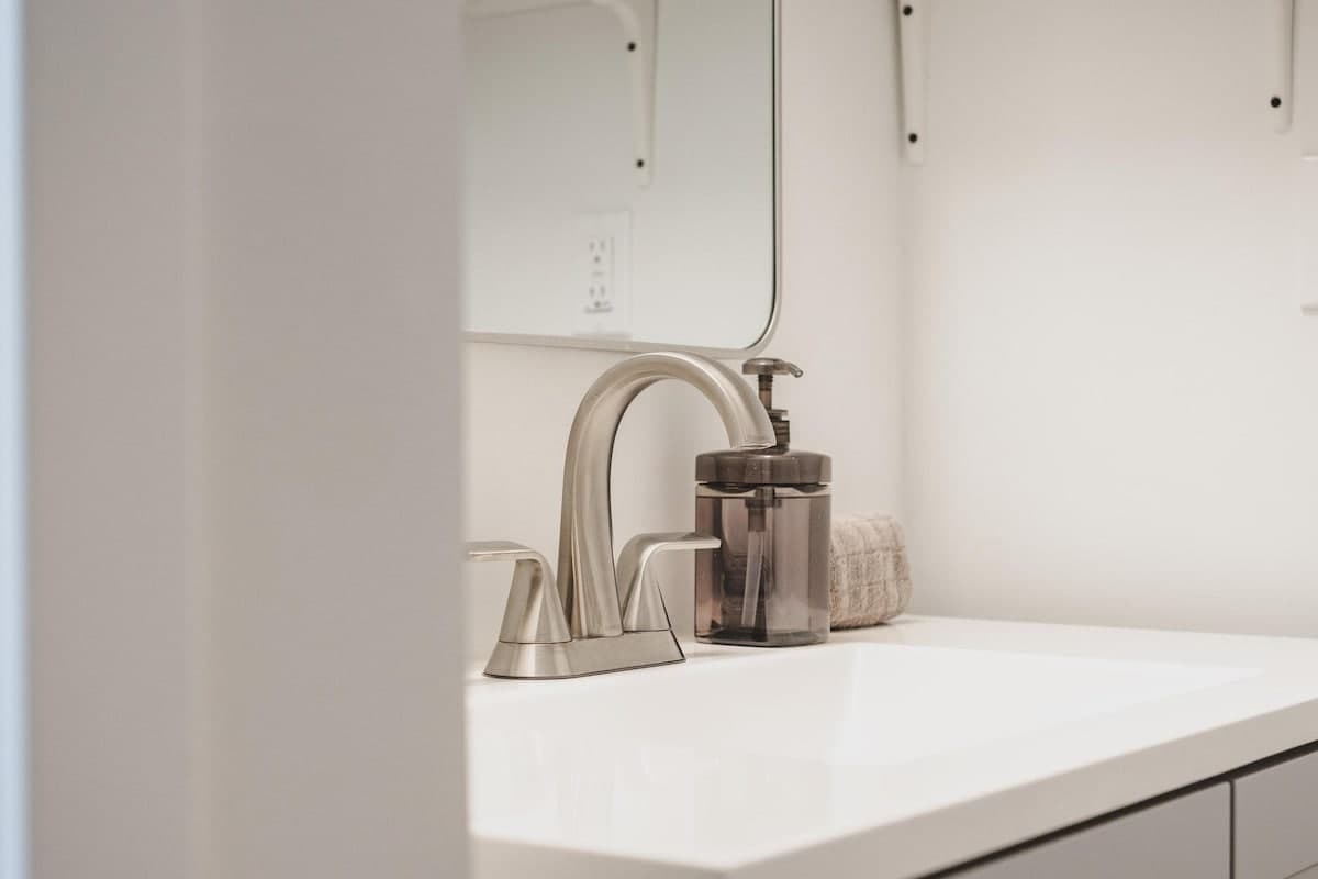 Rhenti — 2 Bedroom(s) and 1 Bathroom(s) - Photo 4