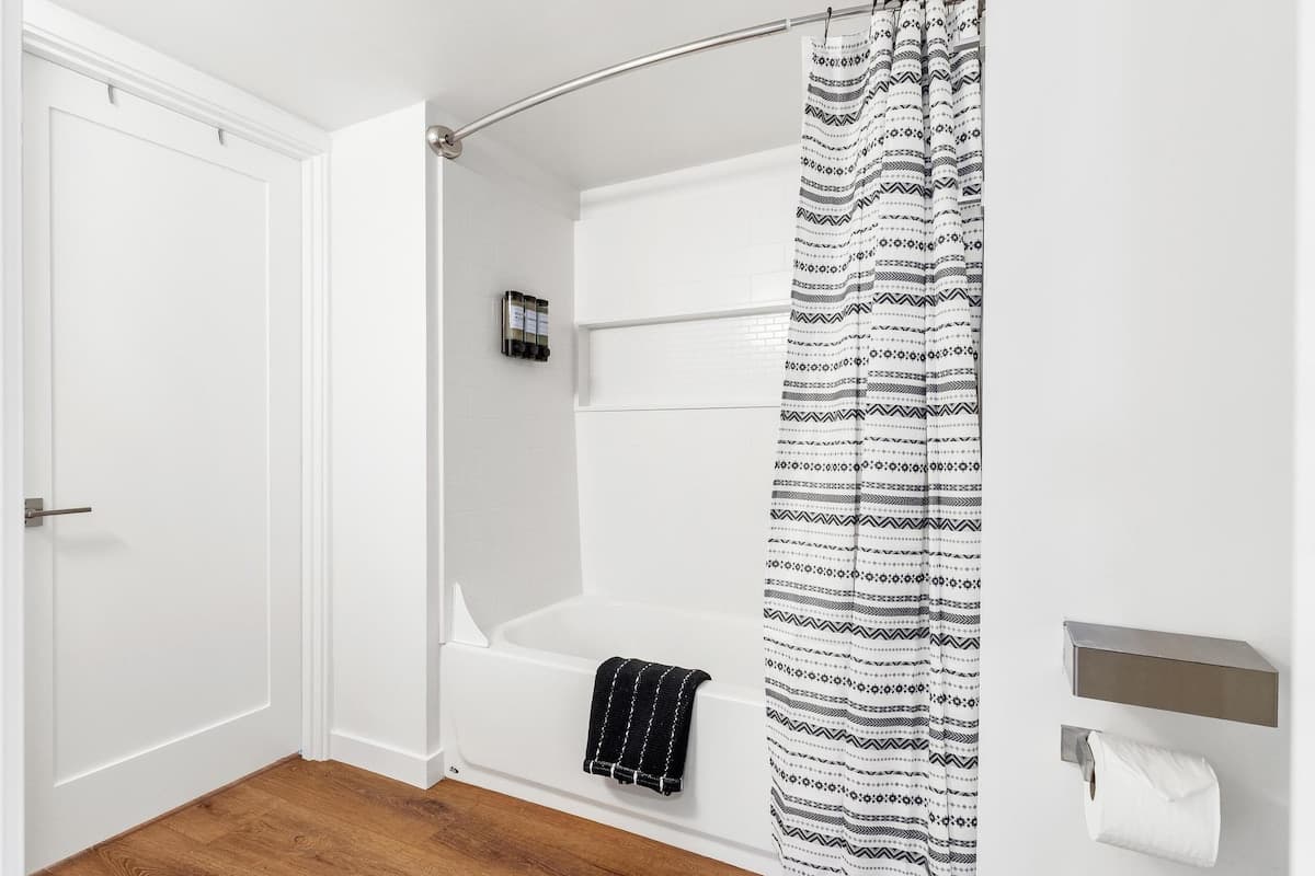 Rhenti — 2 Bedroom(s) and 1 Bathroom(s) - Photo 7