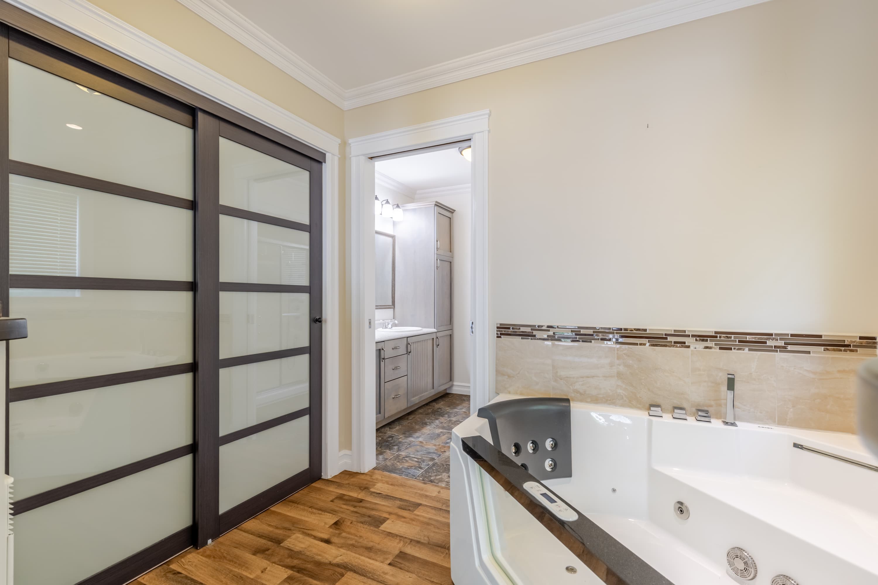 Fredericton Property Management — 3 Bedroom(s) and 3 Bathroom(s) - Photo 12