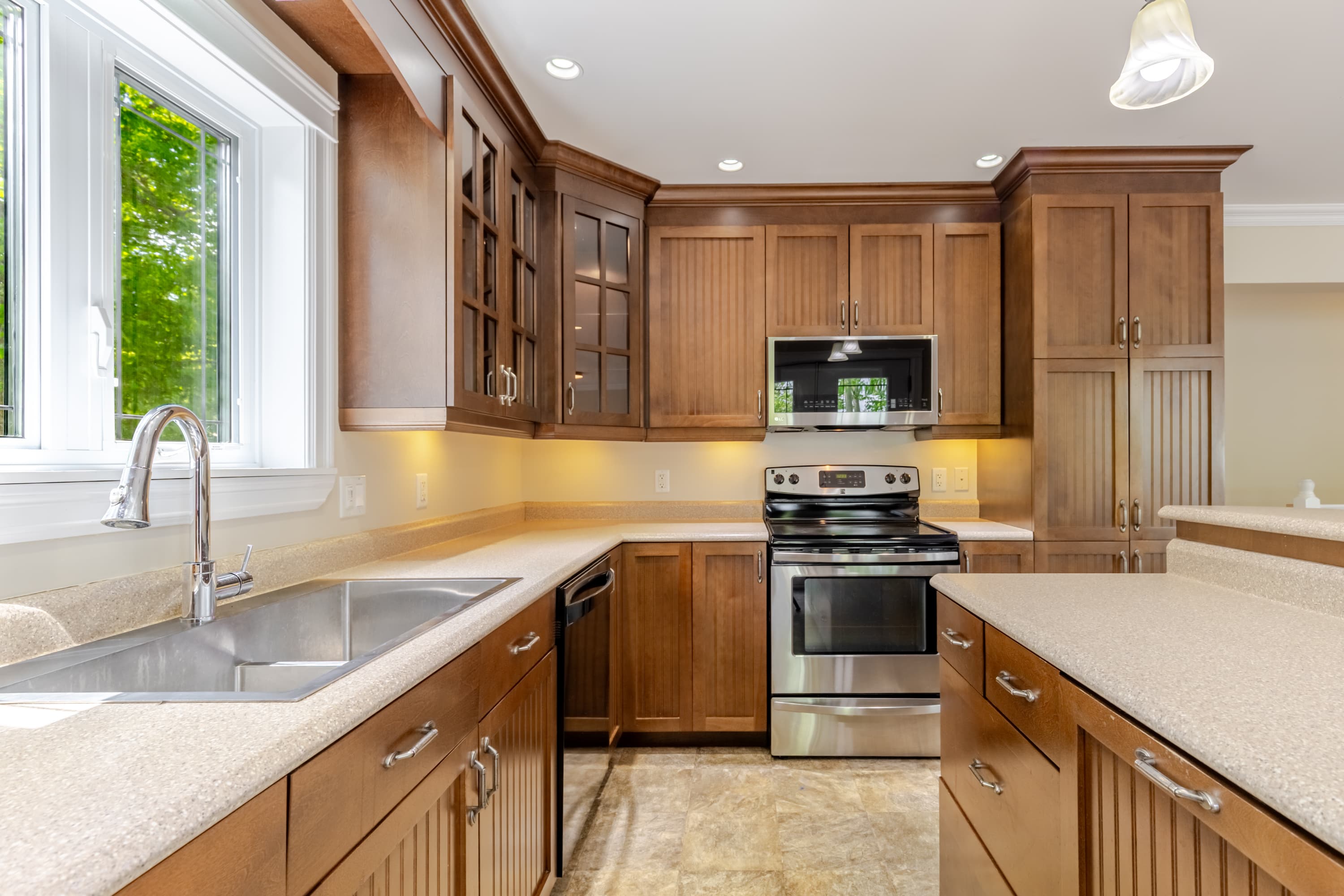Fredericton Property Management — 3 Bedroom(s) and 3 Bathroom(s) - Photo 7