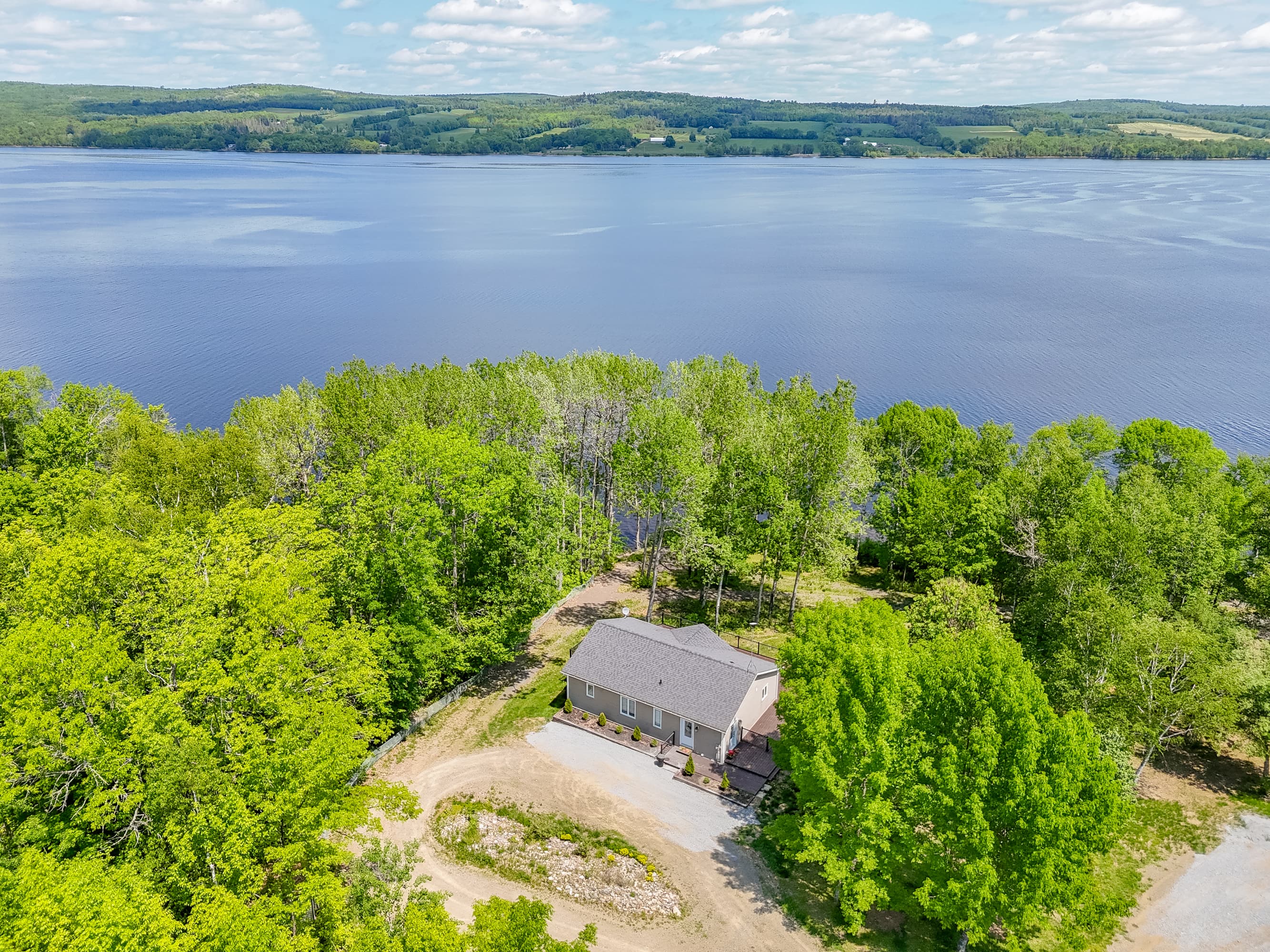 Fredericton Property Management — 3 Bedroom(s) and 3 Bathroom(s) - Photo 46