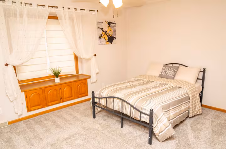 Rhenti — 4 Bedroom(s) and 3 Bathroom(s) - Photo 45