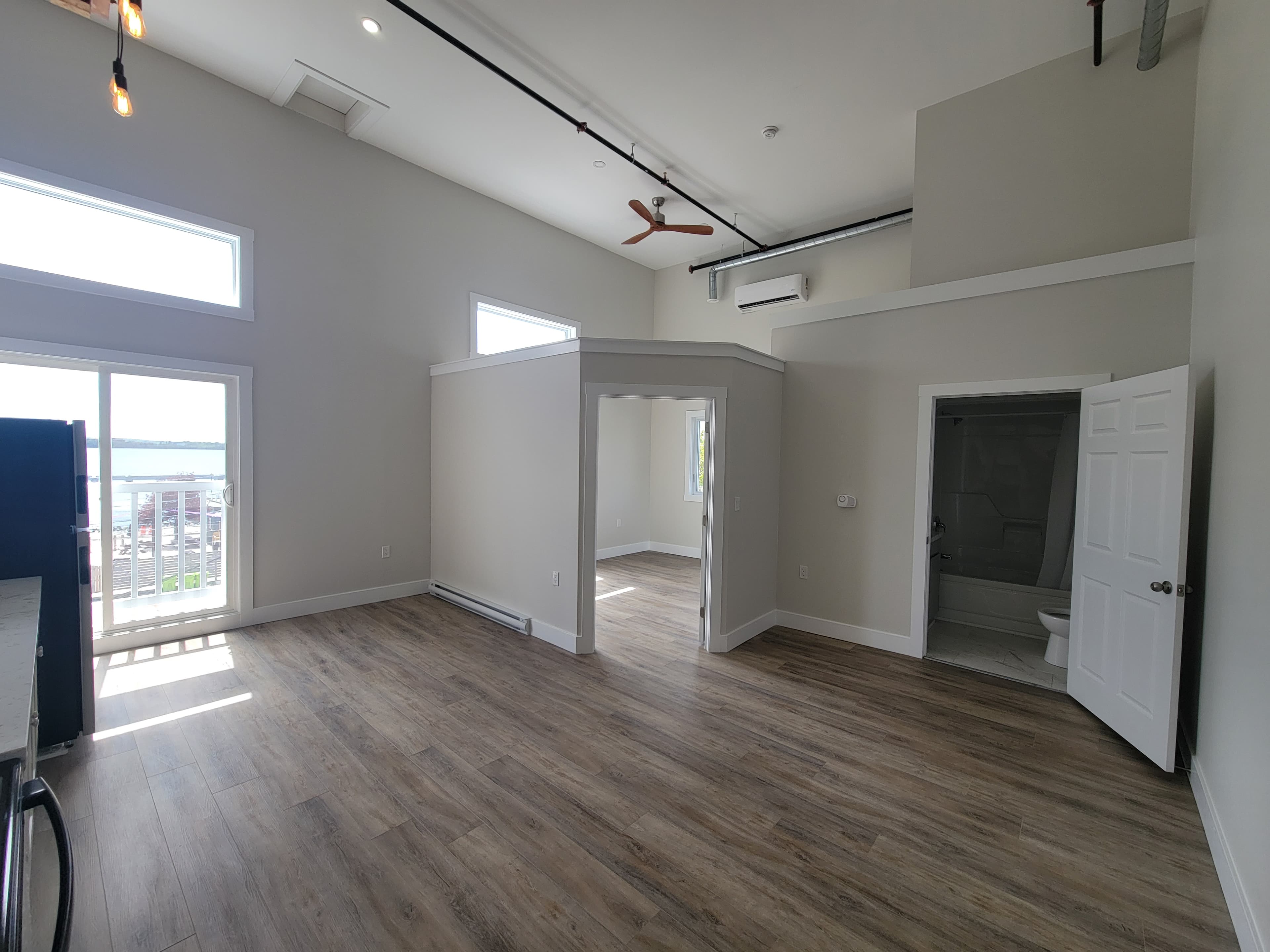 The Palace Apartments — Apt3 - Photo 36
