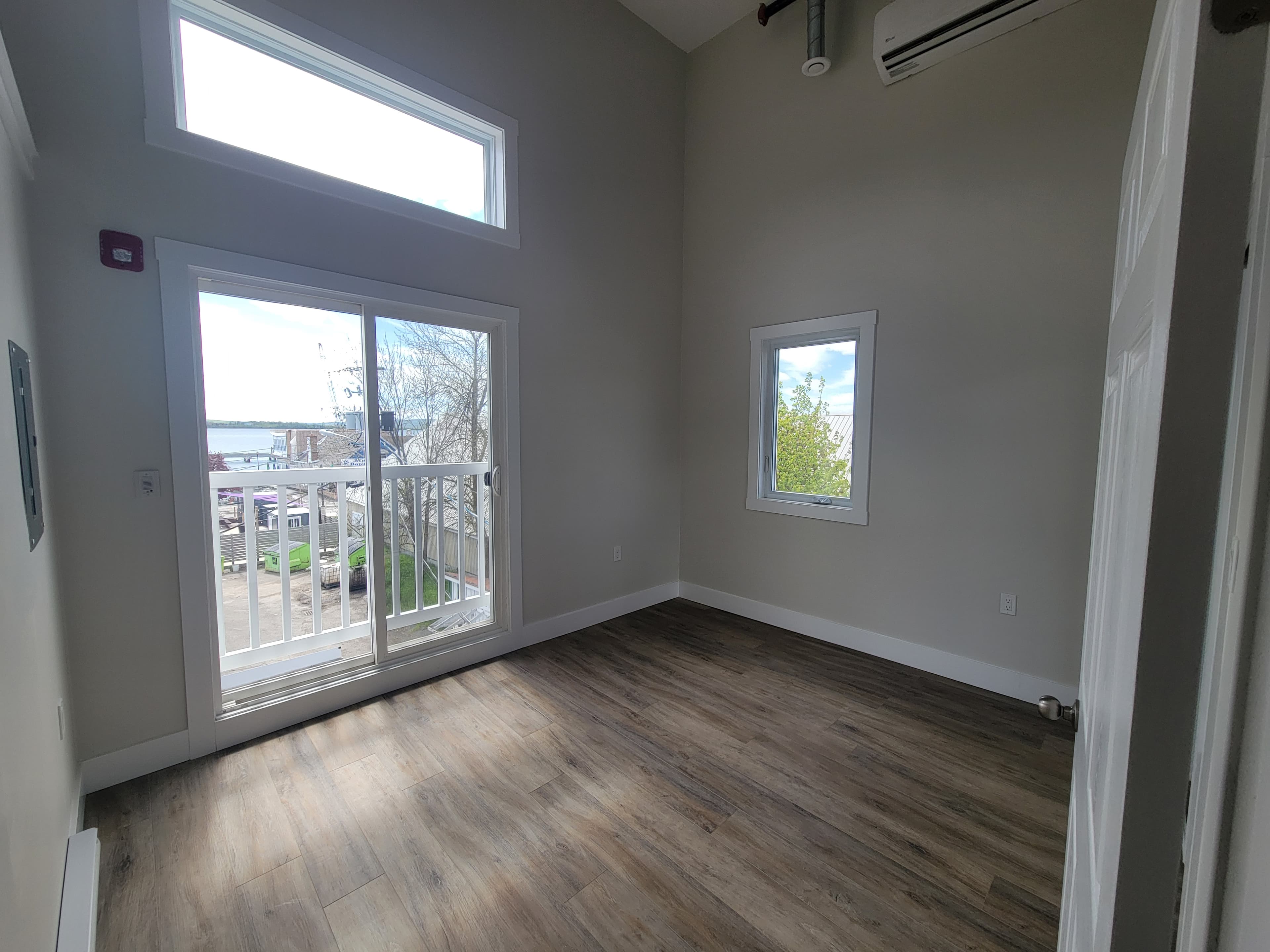 The Palace Apartments — Apt3 - Photo 45