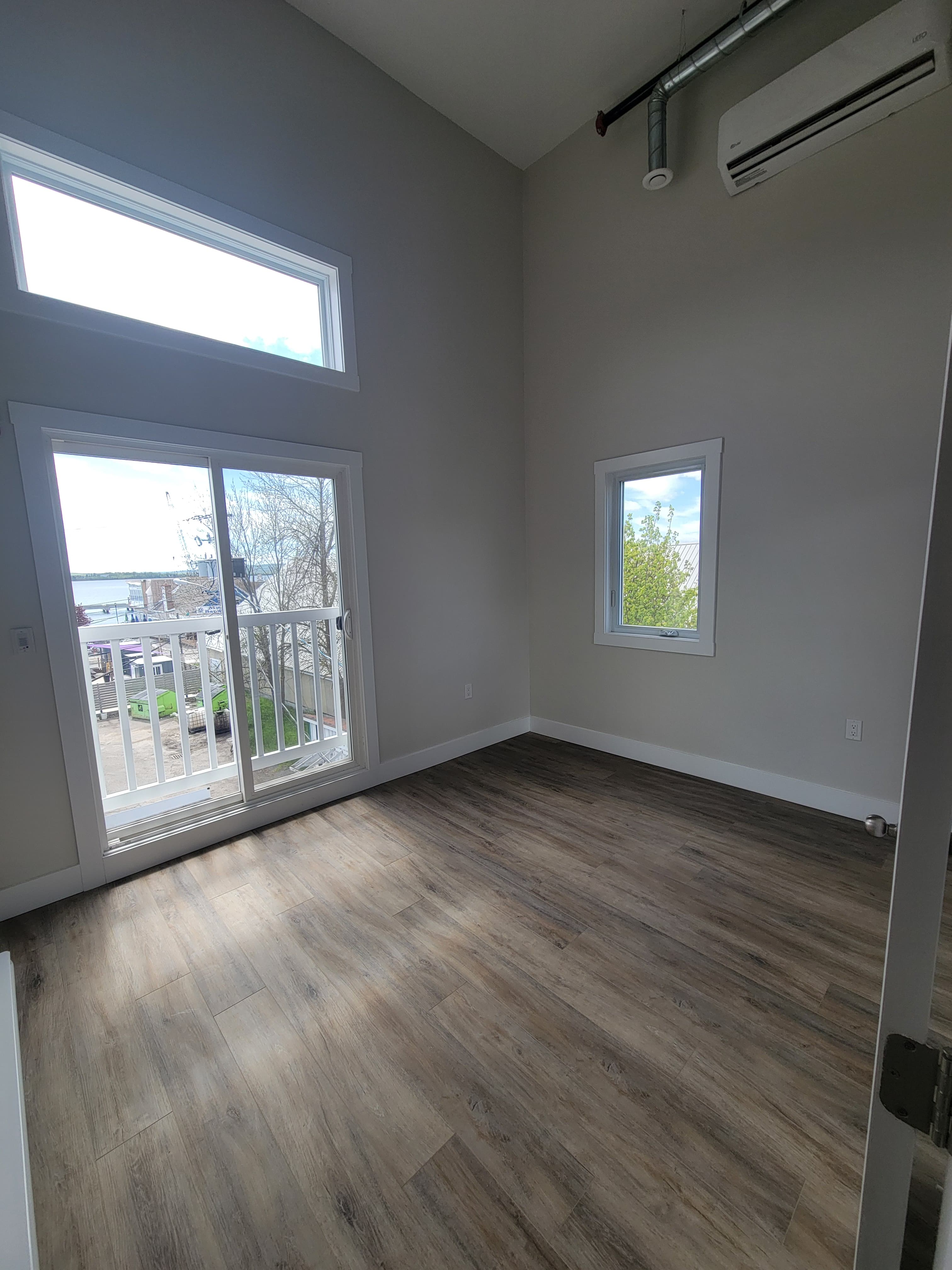 The Palace Apartments — Apt3 - Photo 51