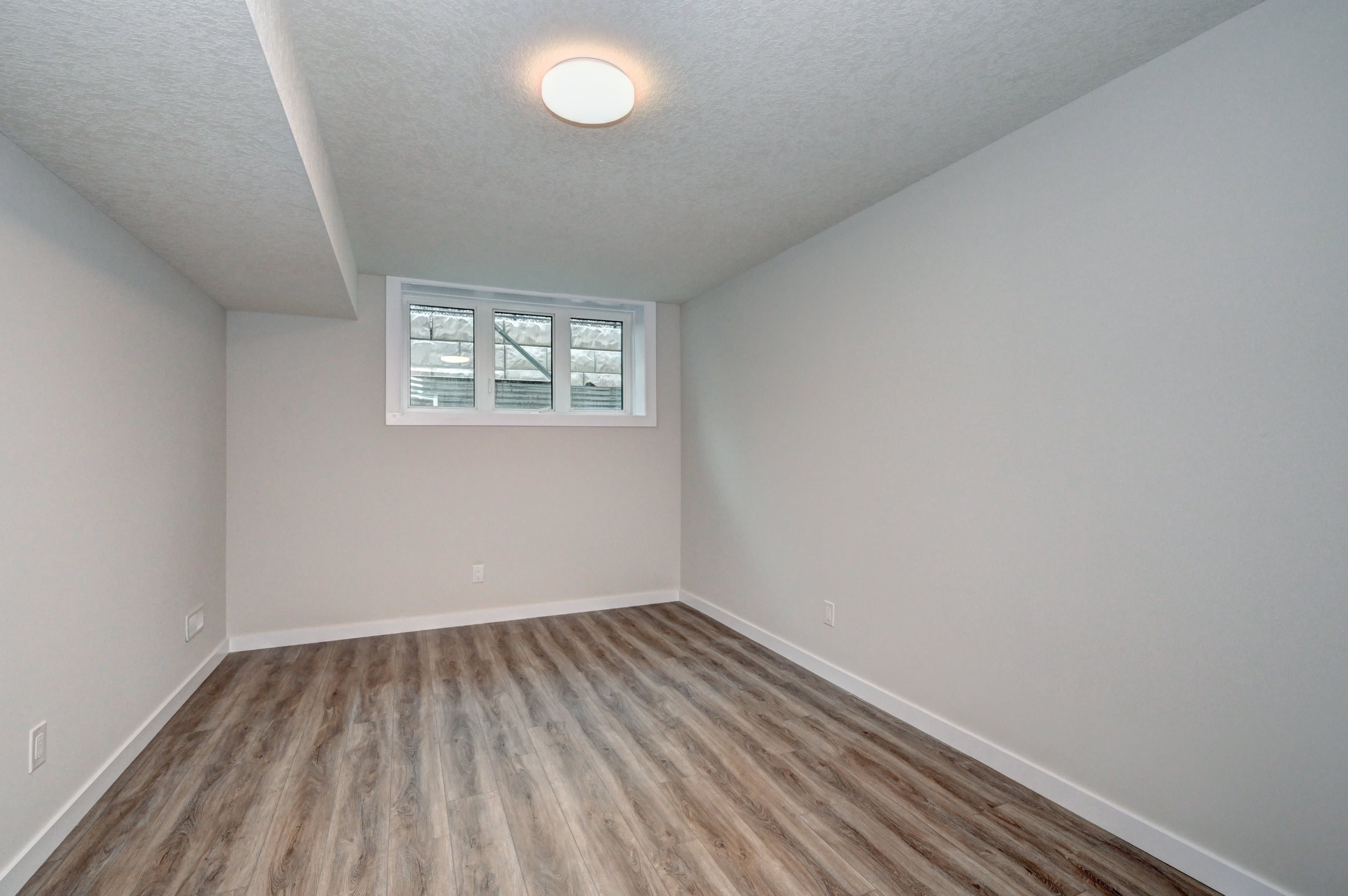 K-W Property Management - Photo 12