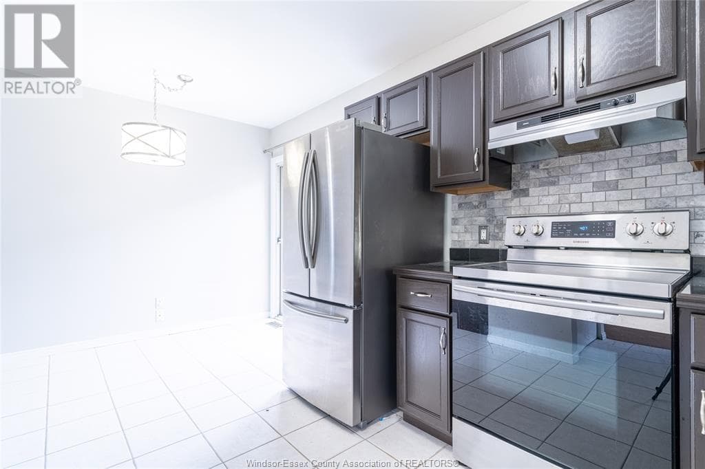 Maximum Property Solutions — 3 Bedroom(s) and 1 Bathroom(s) - Photo 9