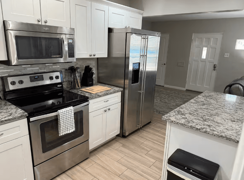 Rhenti — 2 Bedroom(s) and 2 Bathroom(s) - Photo 8