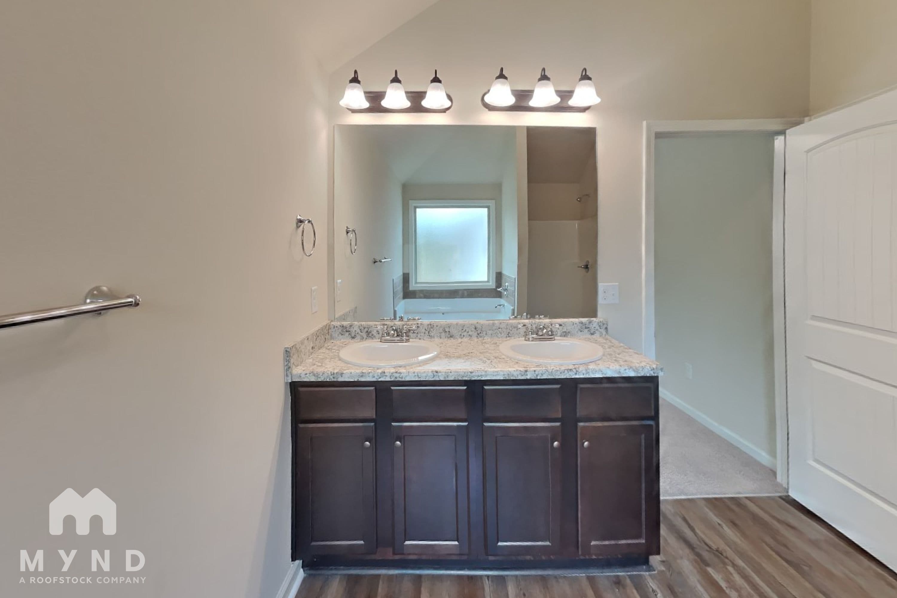 MYND — 4 Bedroom(s) and 2.5 Bathroom(s) - Photo 10