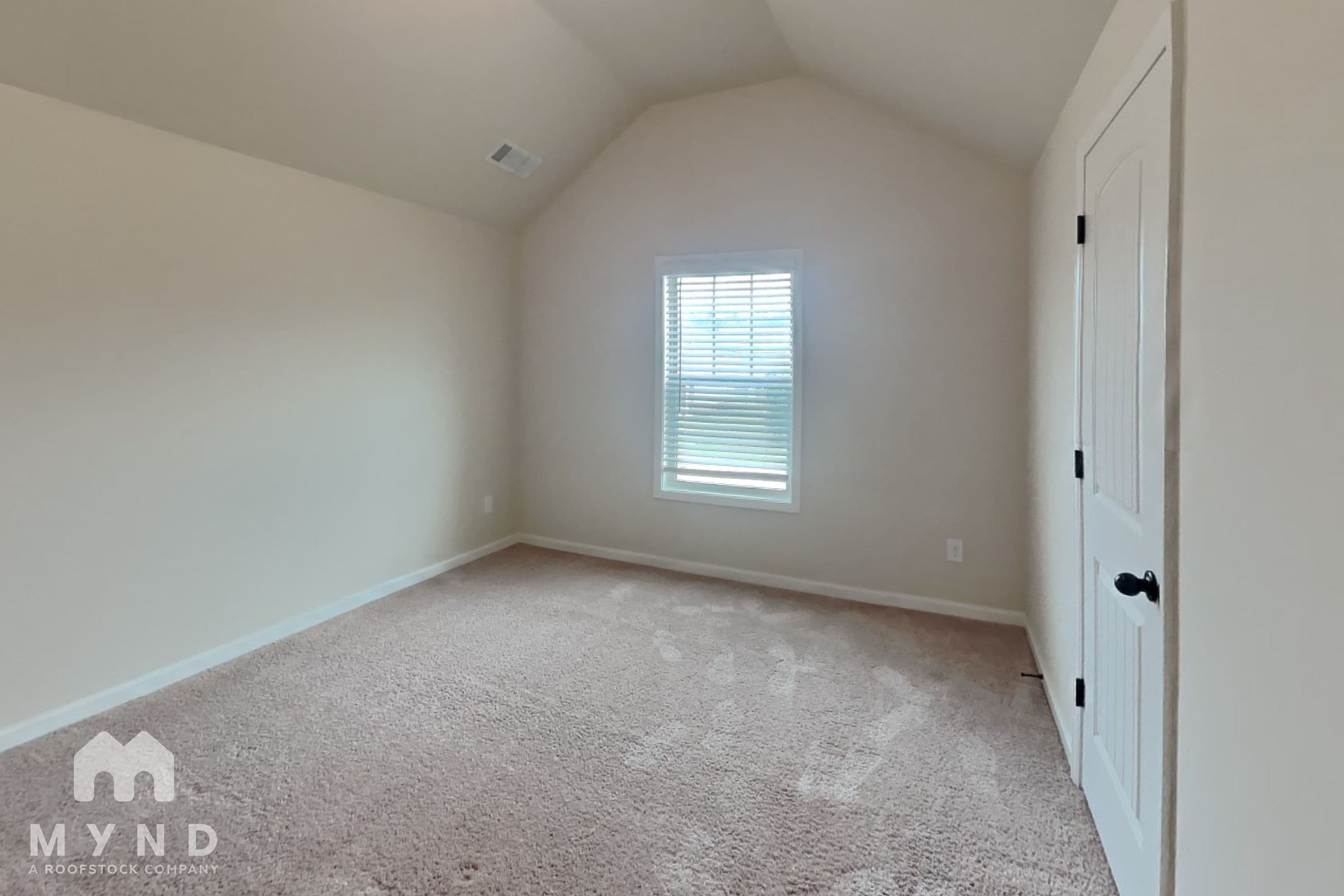 MYND — 4 Bedroom(s) and 2.5 Bathroom(s) - Photo 14