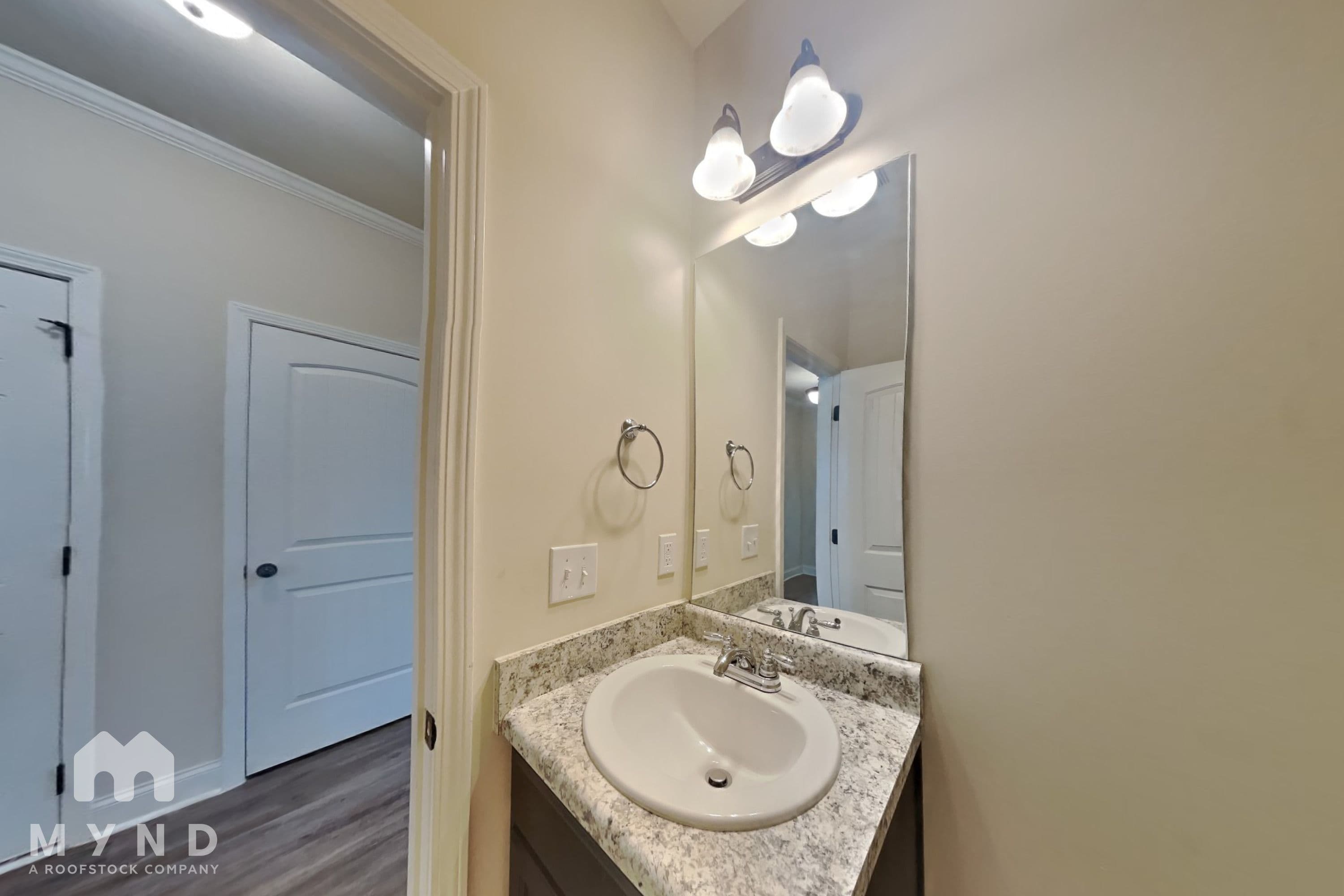 MYND — 4 Bedroom(s) and 2.5 Bathroom(s) - Photo 17