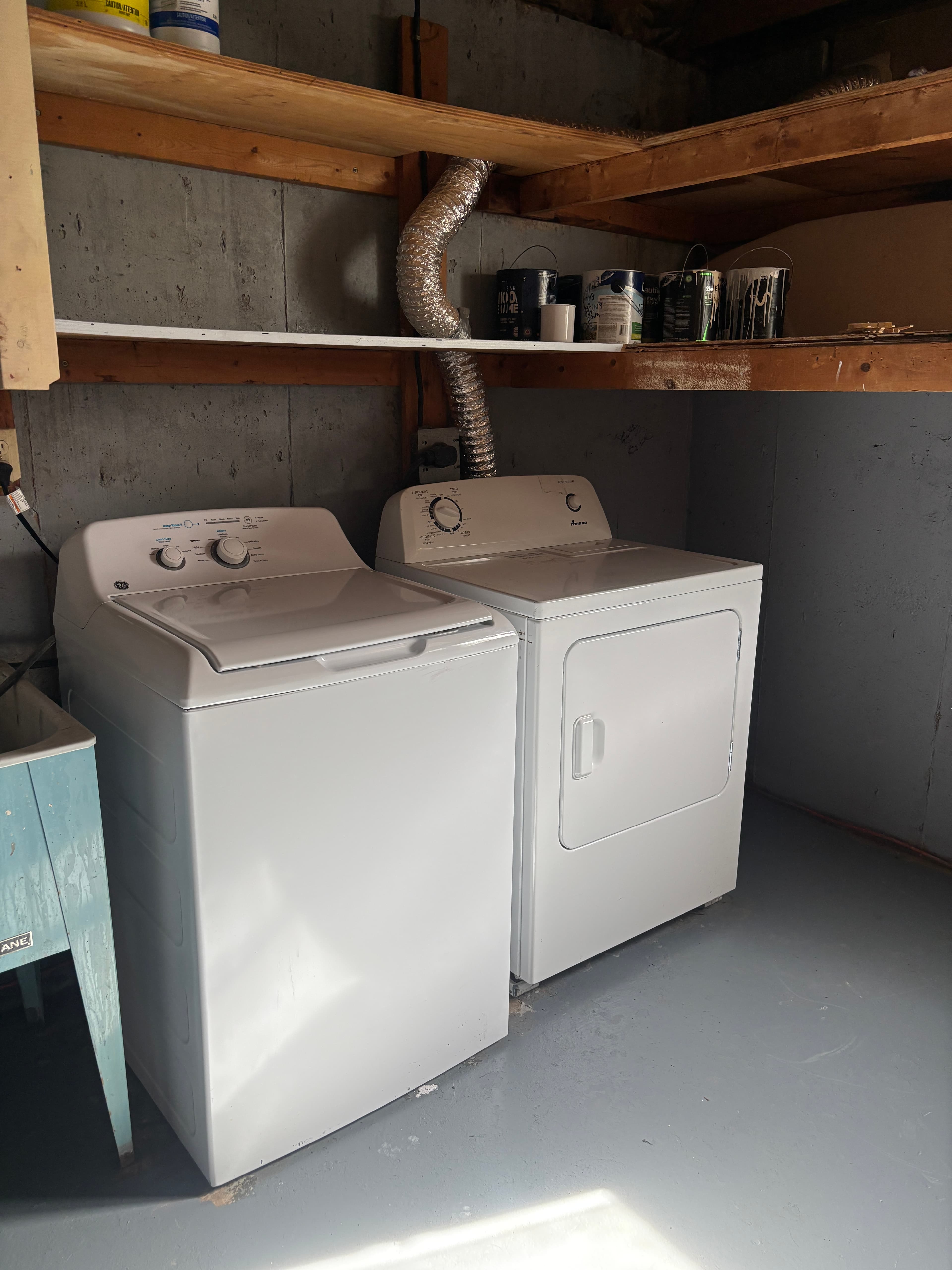 Urchin Property Management Inc. — 3 Bedroom(s) and 1.5 Bathroom(s) - Photo 16
