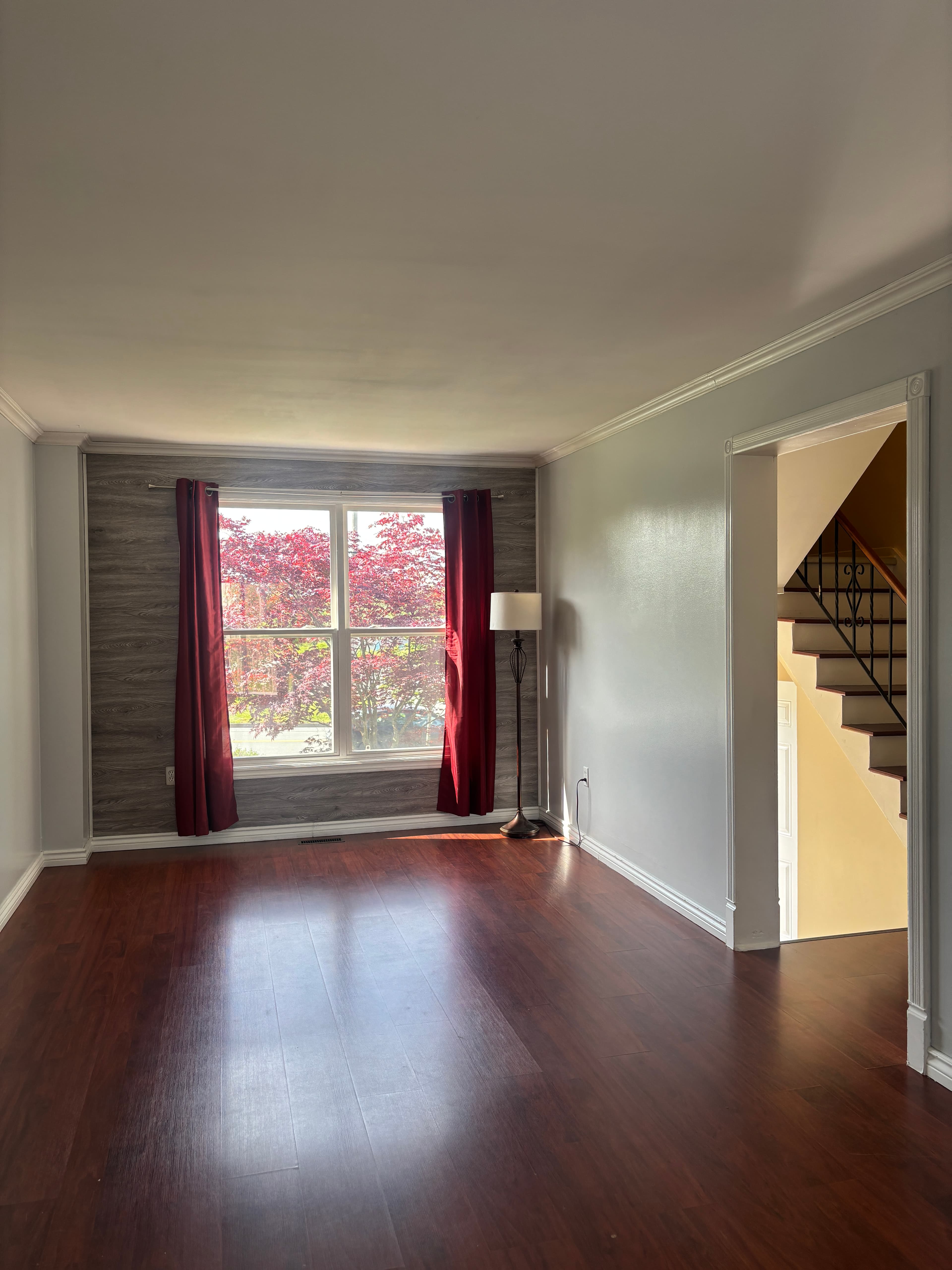 Urchin Property Management Inc. — 3 Bedroom(s) and 1.5 Bathroom(s) - Photo 5