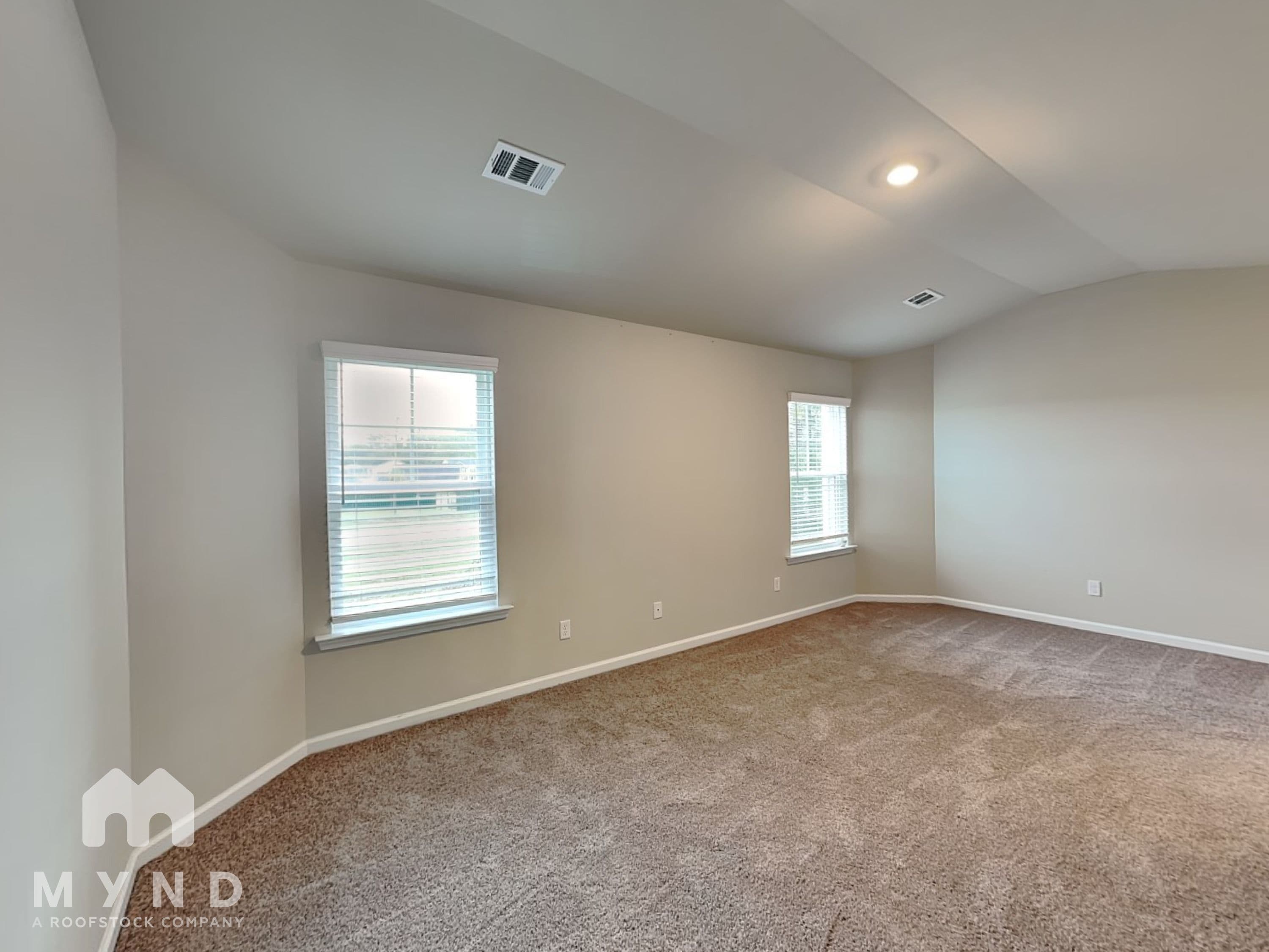 MYND — 3 Bedroom(s) and 2.5 Bathroom(s) - Photo 12