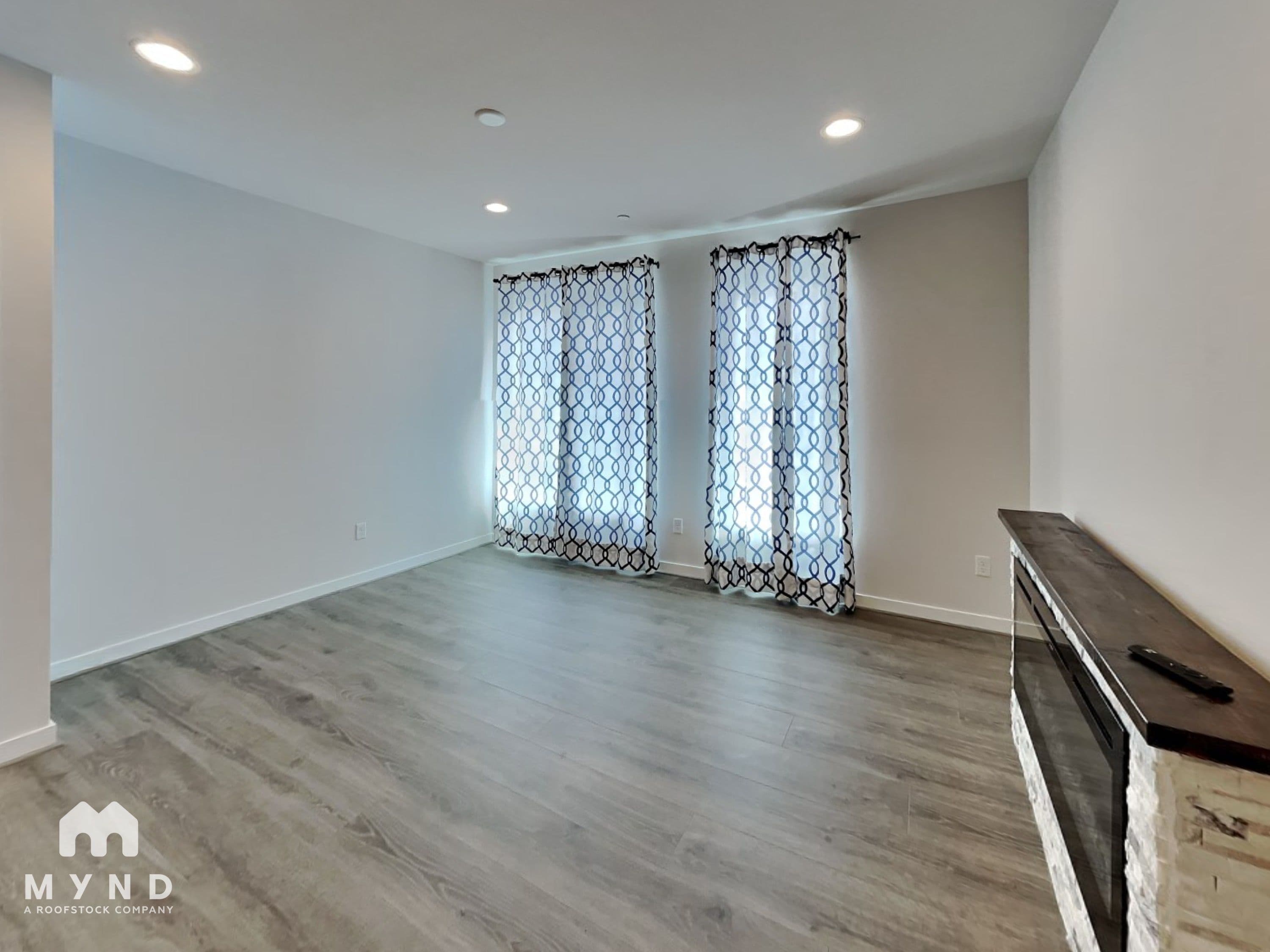 MYND — 2 Bedroom(s) and 2.5 Bathroom(s) - Photo 2