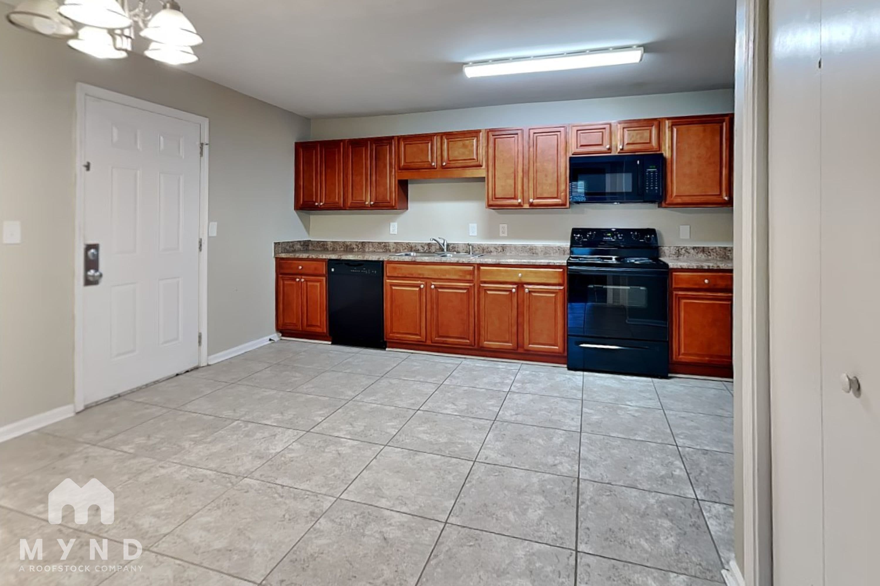 MYND — 3 Bedroom(s) and 2.5 Bathroom(s) - Photo 4