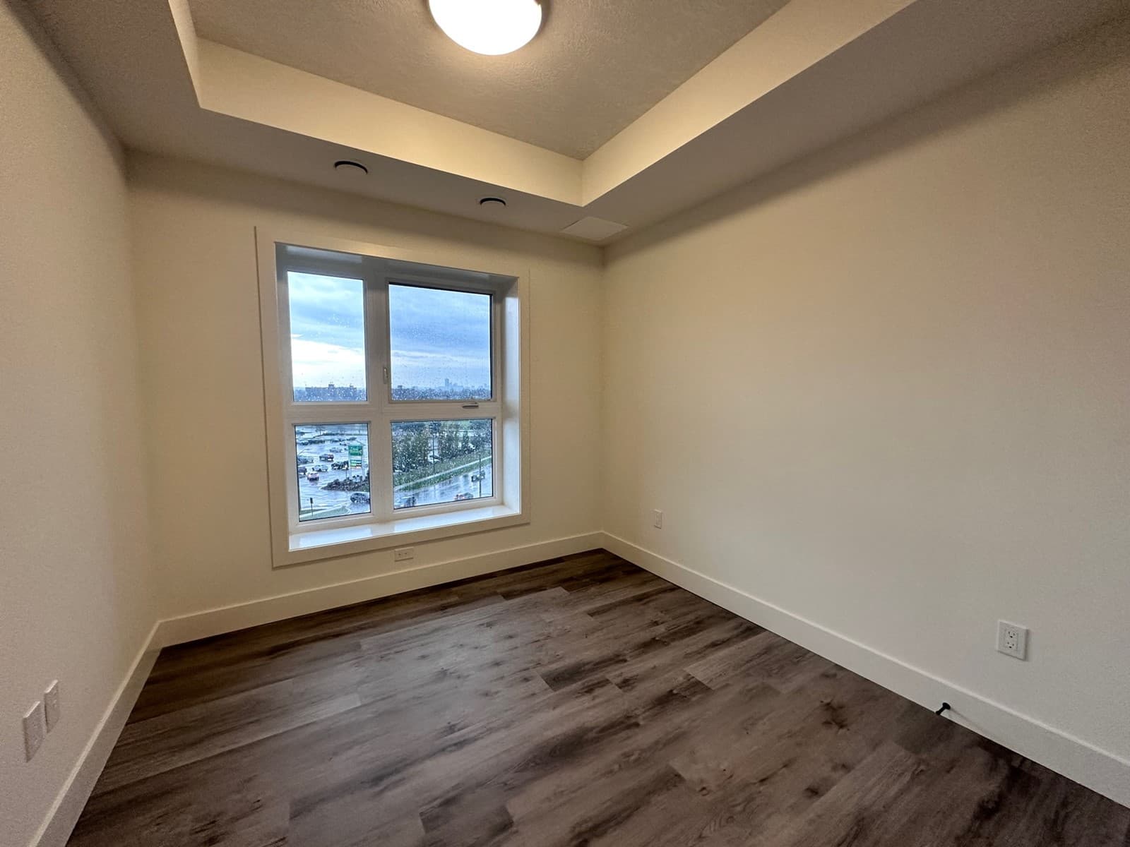 K-W Property Management — 411 - Photo 9