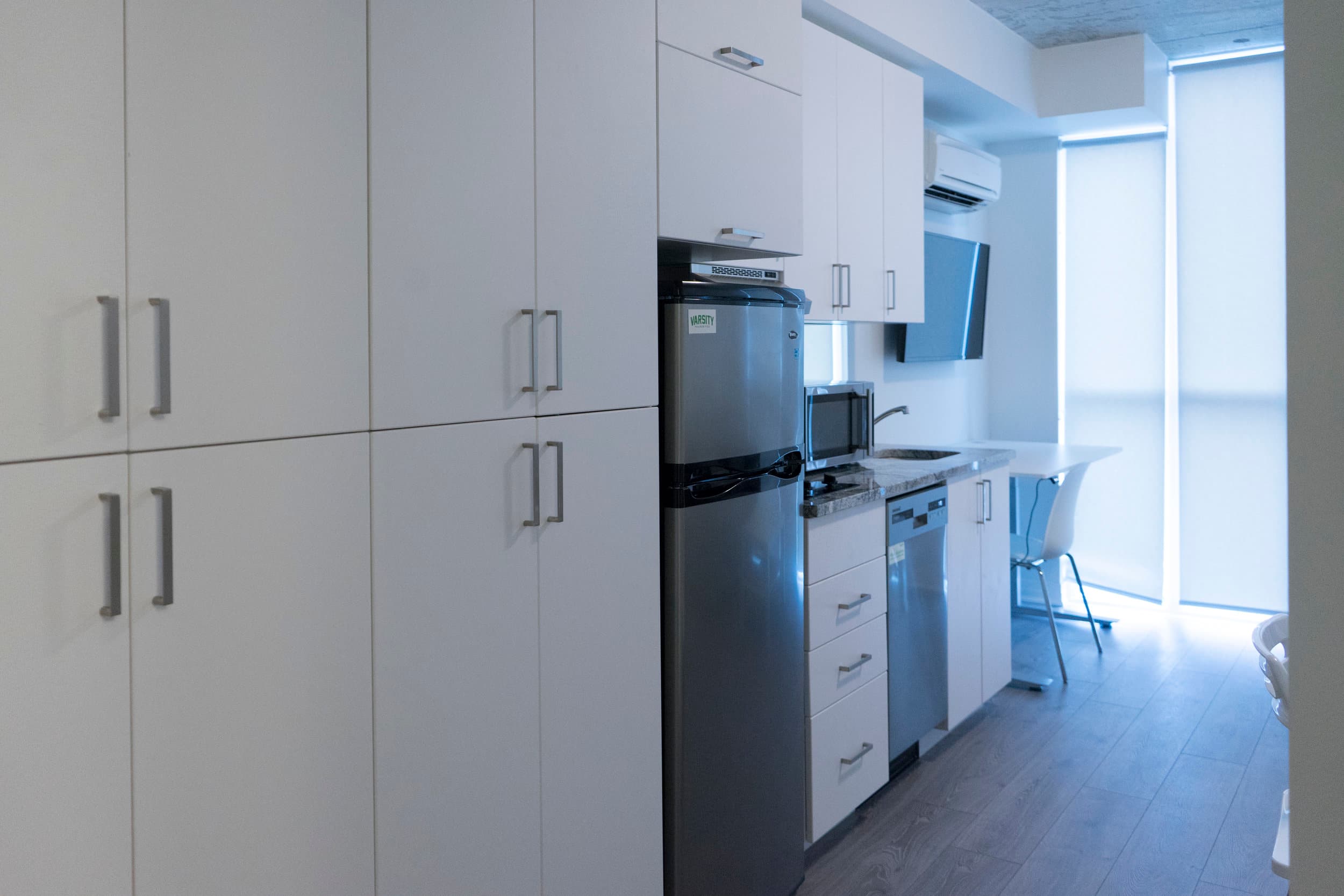 1900 Simcoe Street North, 414 — 414 - Photo 4