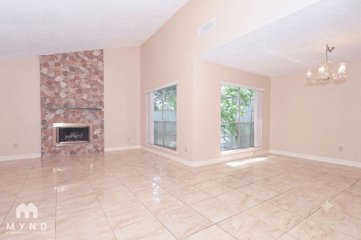 MYND — 3 Bedroom(s) and 2 Bathroom(s) - Photo 3