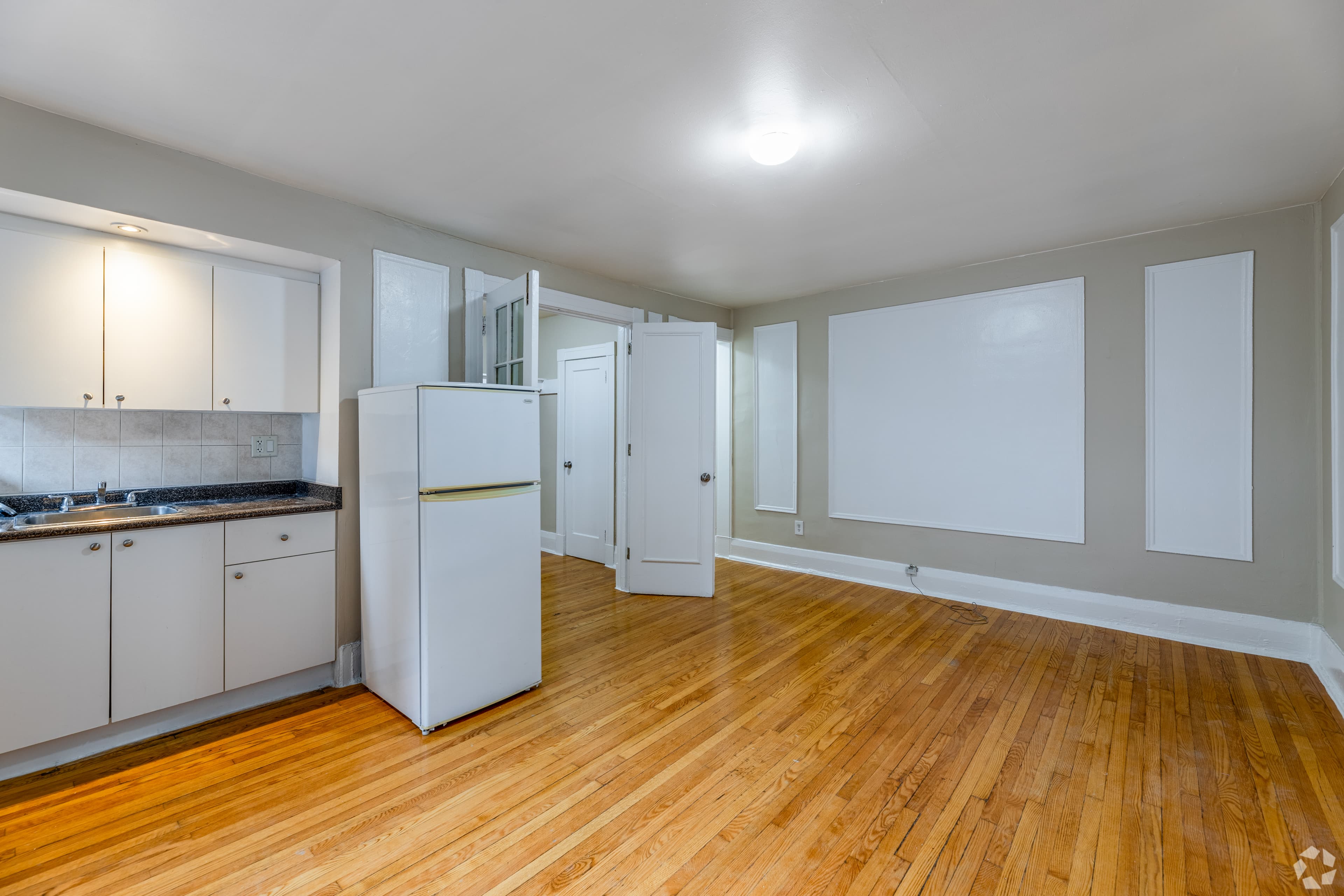 North44 Property Management — Bachelor + Den - Photo 36
