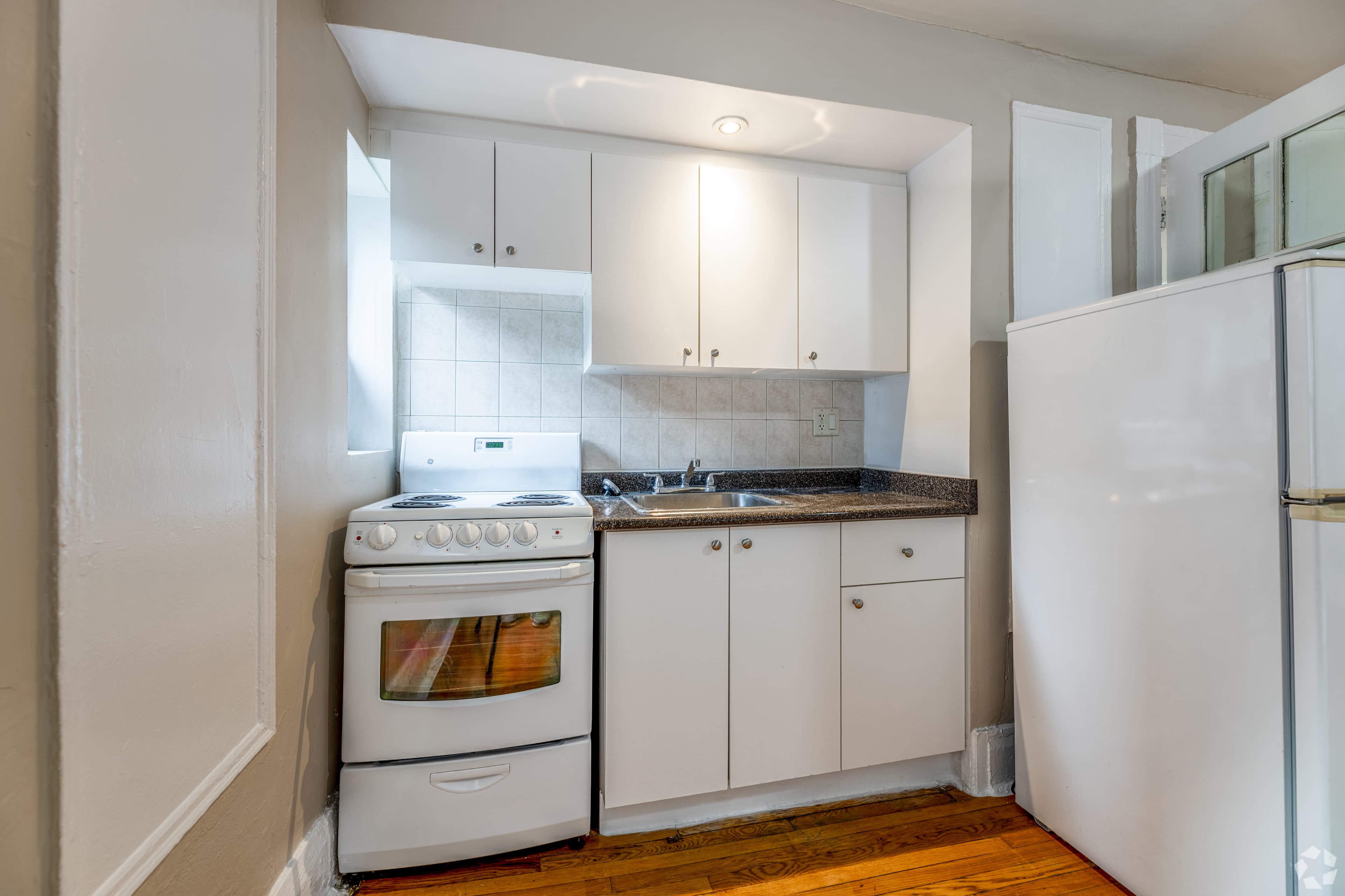 North44 Property Management — Bachelor + Den - Photo 38