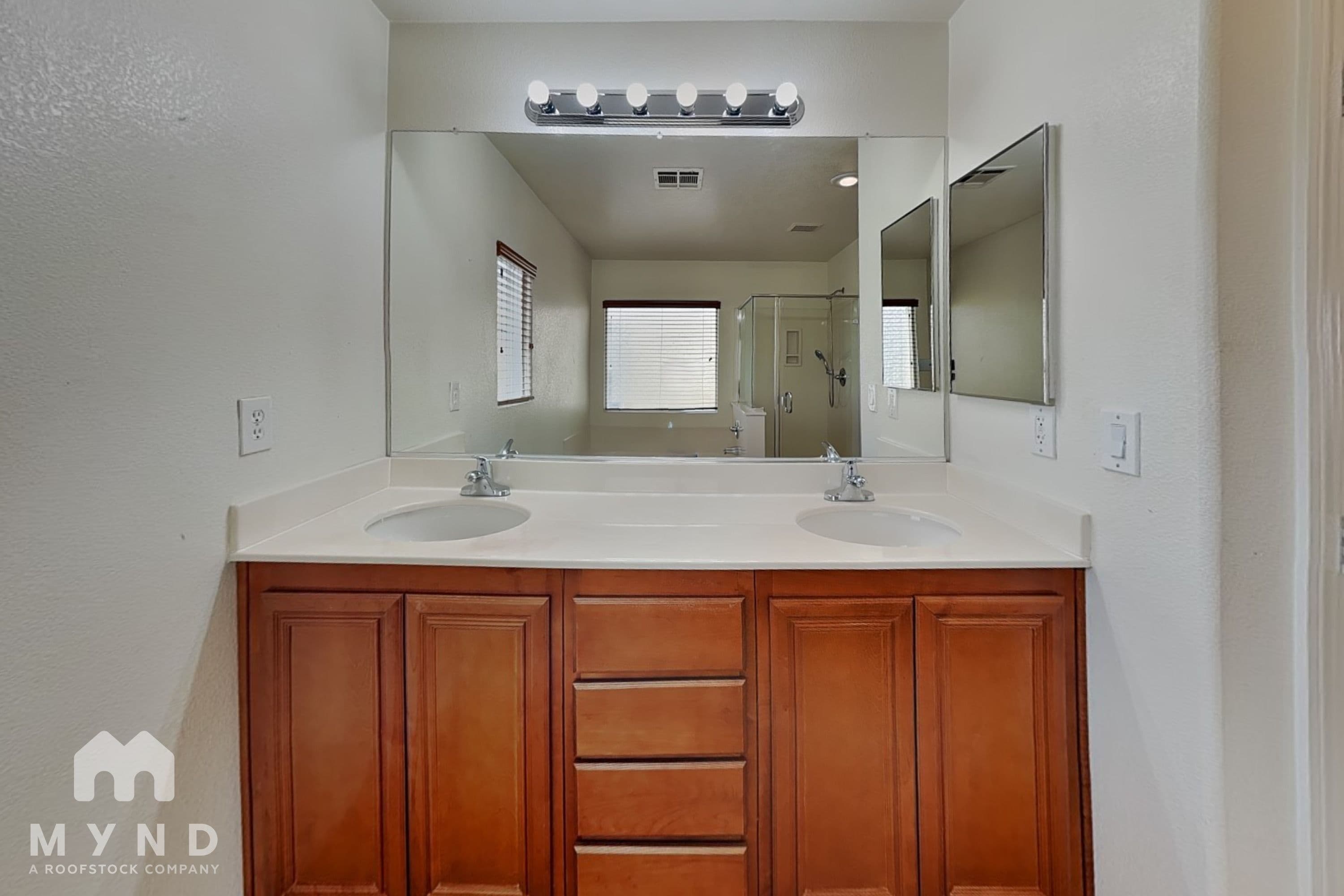 MYND — 3 Bedroom(s) and 3 Bathroom(s) - Photo 14