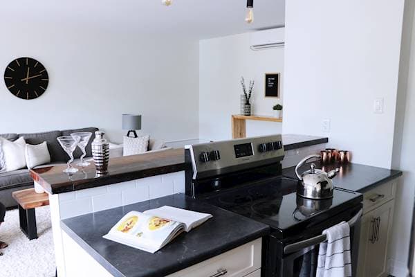 K-W Property Management — 207 - Photo 4