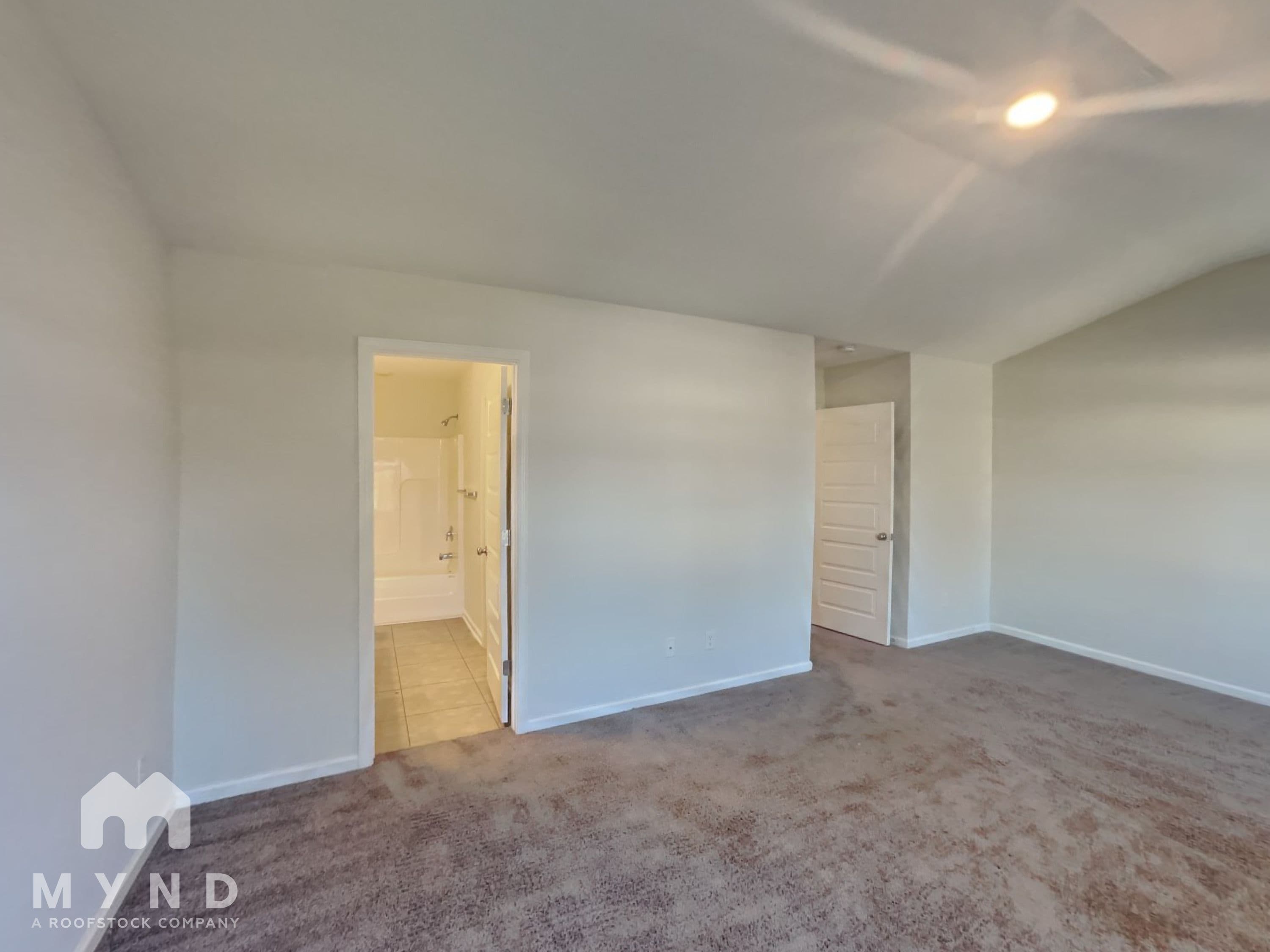MYND — 3 Bedroom(s) and 2.5 Bathroom(s) - Photo 9