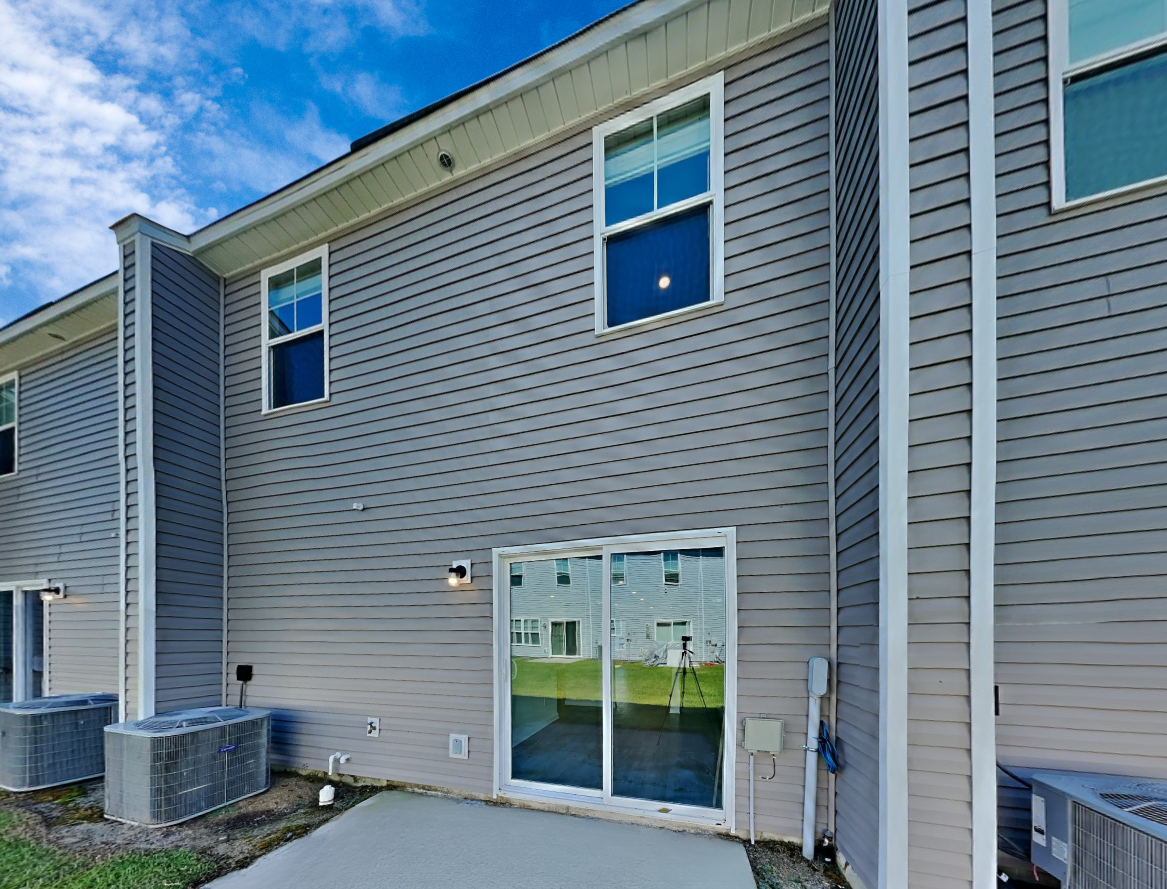 MYND — 3 Bedroom(s) and 2.5 Bathroom(s) - Photo 18