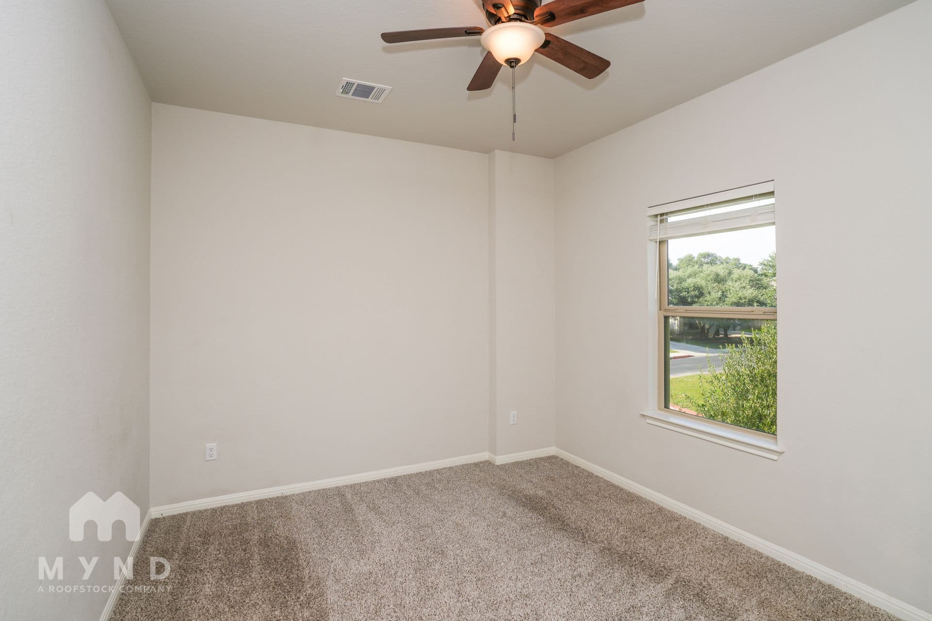 MYND — 3 Bedroom(s) and 2.5 Bathroom(s) - Photo 15
