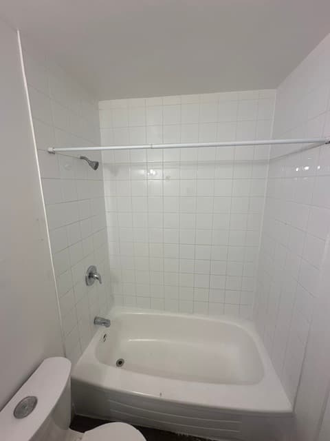 Whitehall Apartments — 42 - Photo 12