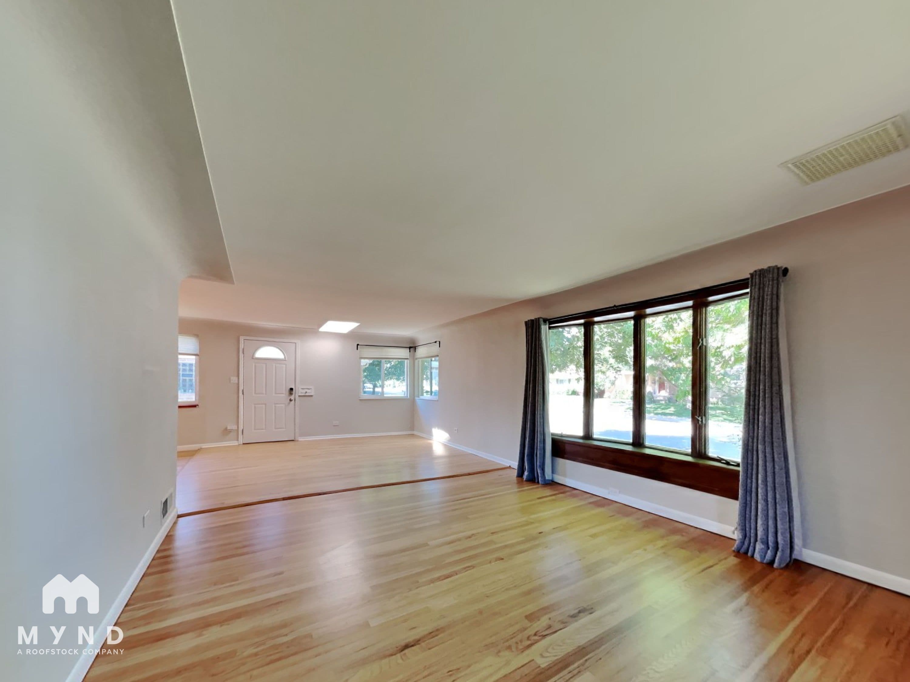 MYND — 4 Bedroom(s) and 2 Bathroom(s) - Photo 3