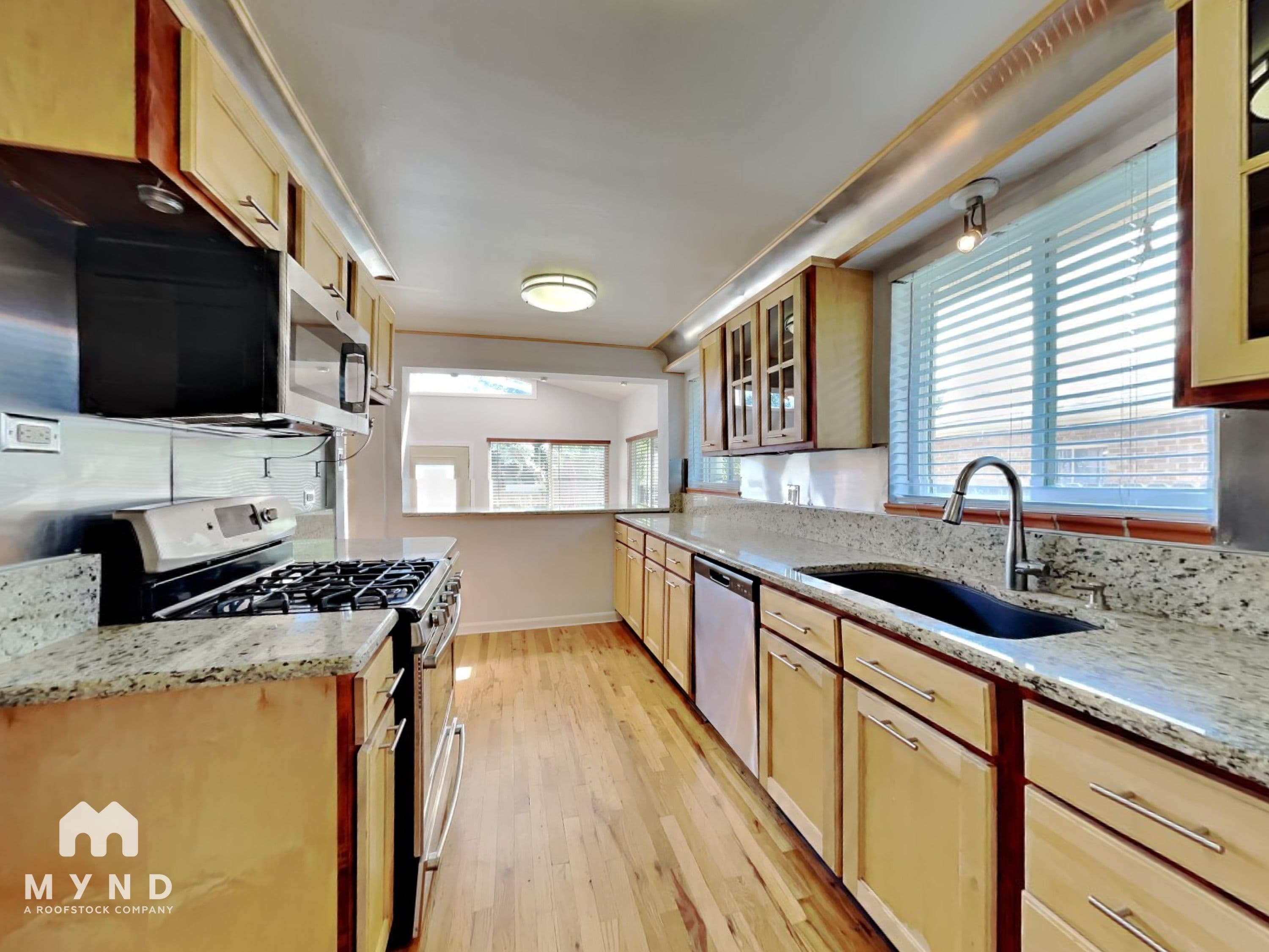 MYND — 4 Bedroom(s) and 2 Bathroom(s) - Photo 5