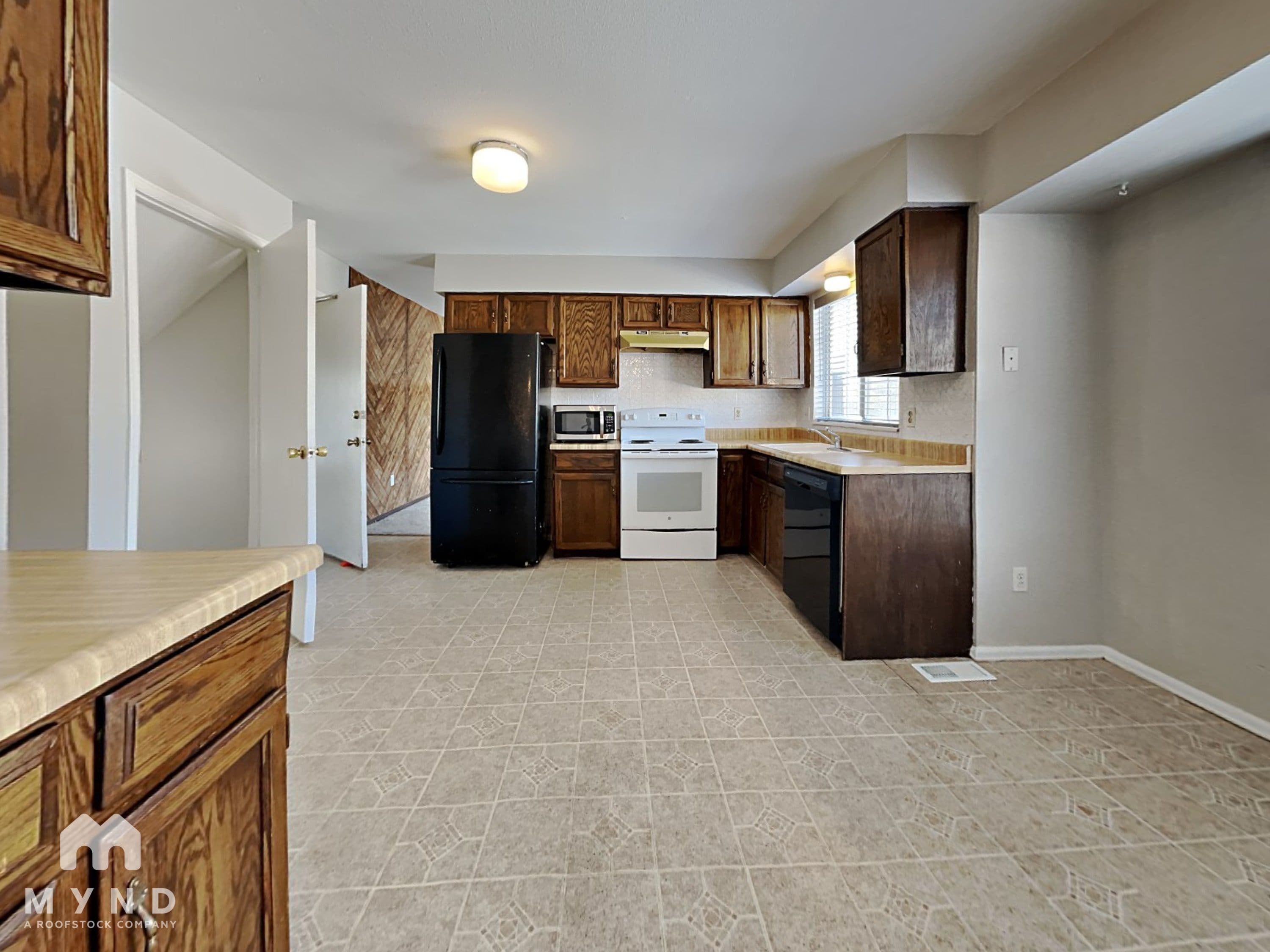 MYND — 3 Bedroom(s) and 2.5 Bathroom(s) - Photo 5
