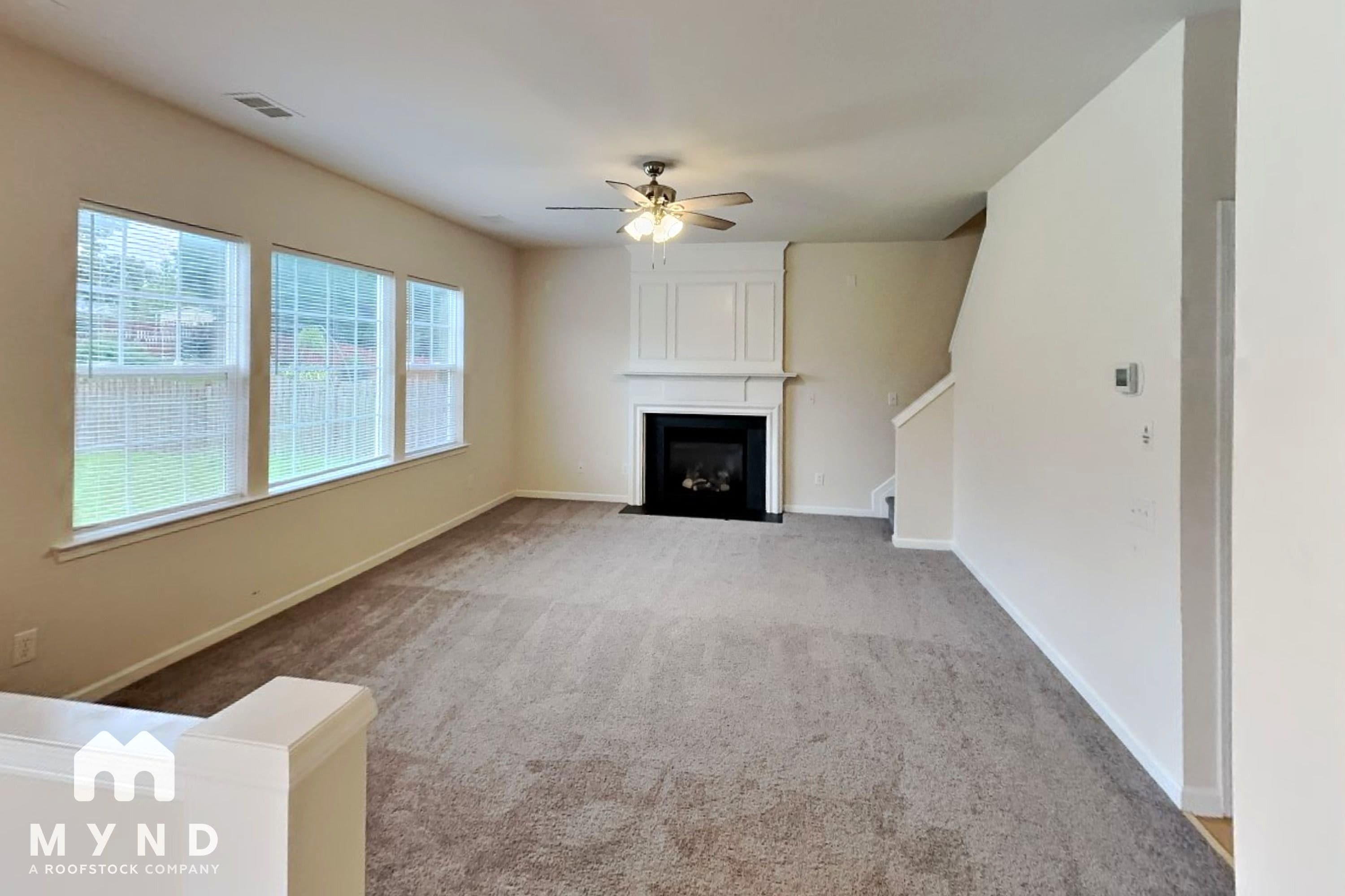 MYND — 4 Bedroom(s) and 2.5 Bathroom(s) - Photo 4