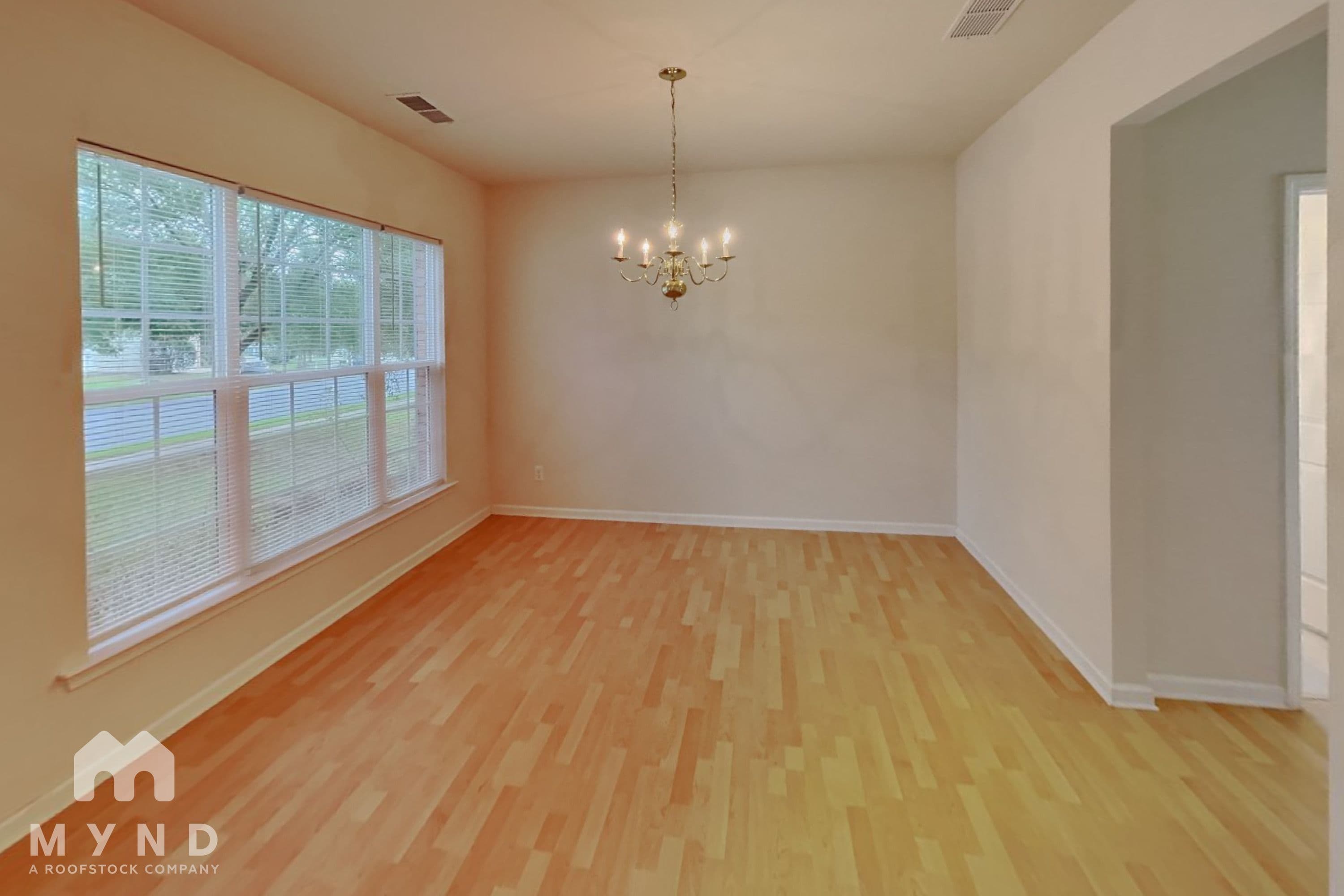 MYND — 4 Bedroom(s) and 2.5 Bathroom(s) - Photo 6
