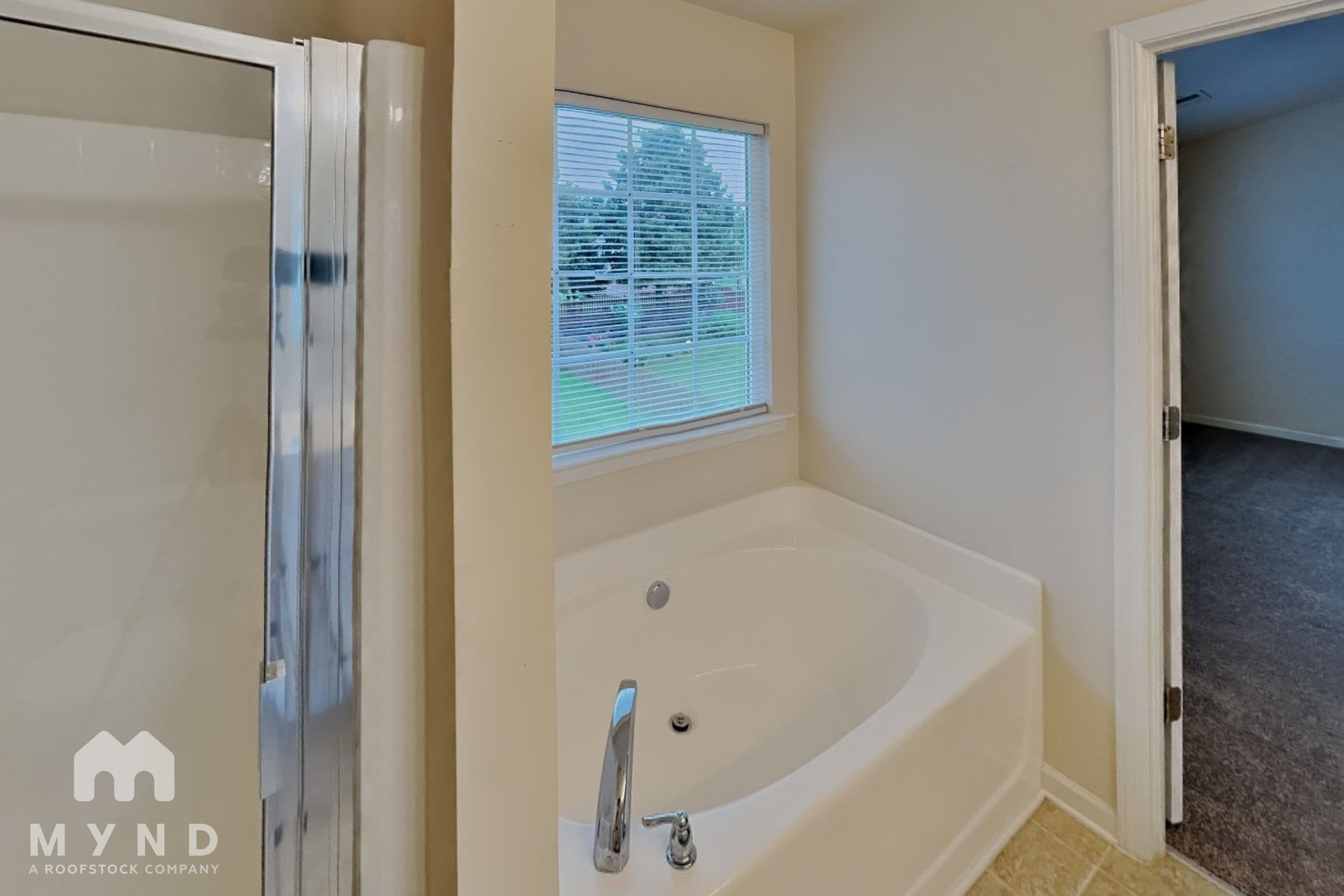 MYND — 4 Bedroom(s) and 2.5 Bathroom(s) - Photo 10