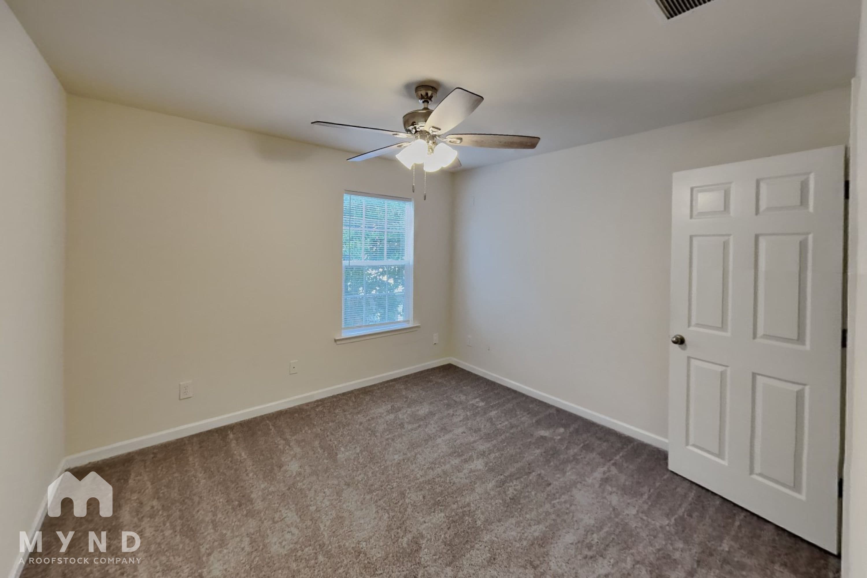 MYND — 4 Bedroom(s) and 2.5 Bathroom(s) - Photo 13