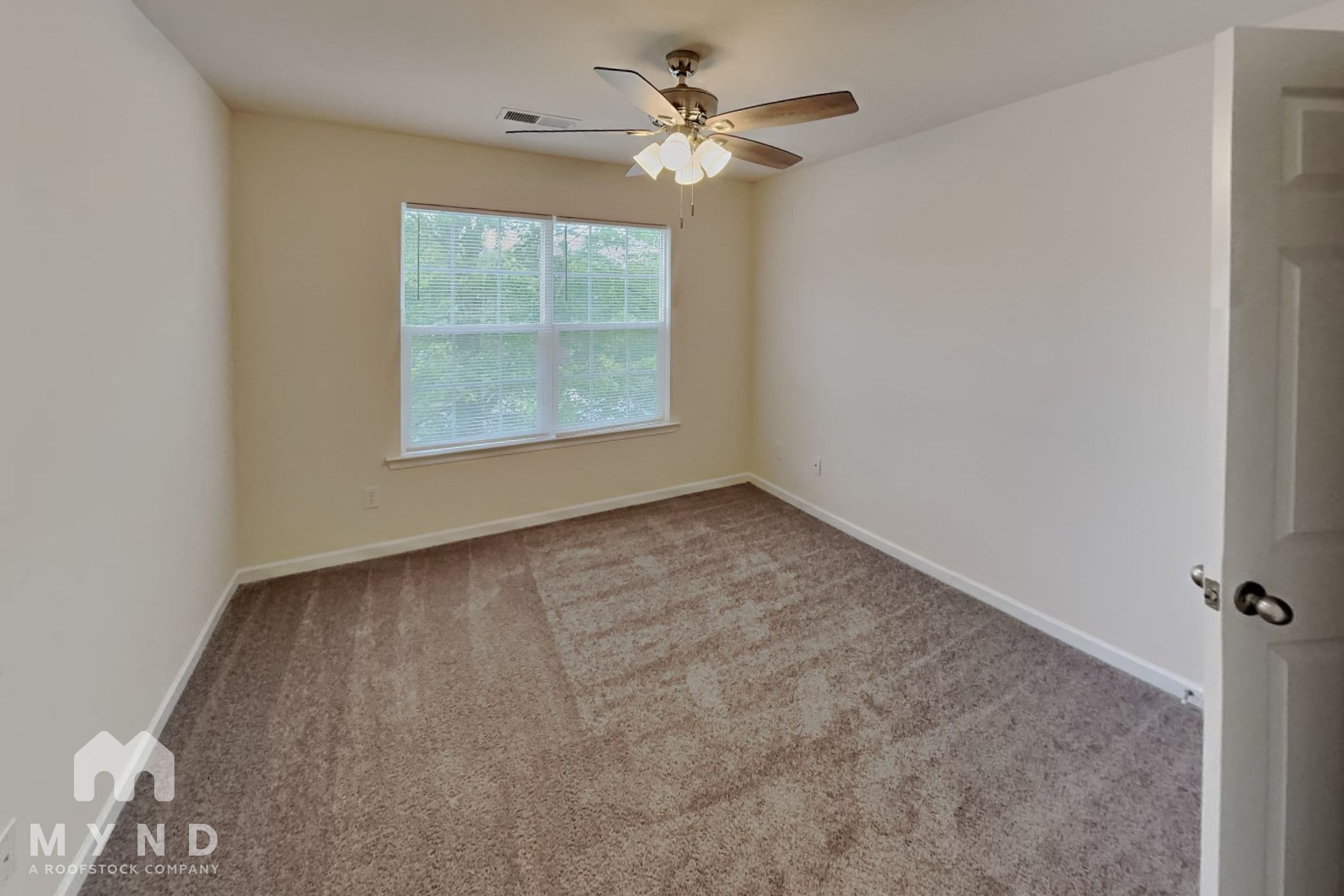 MYND — 4 Bedroom(s) and 2.5 Bathroom(s) - Photo 15