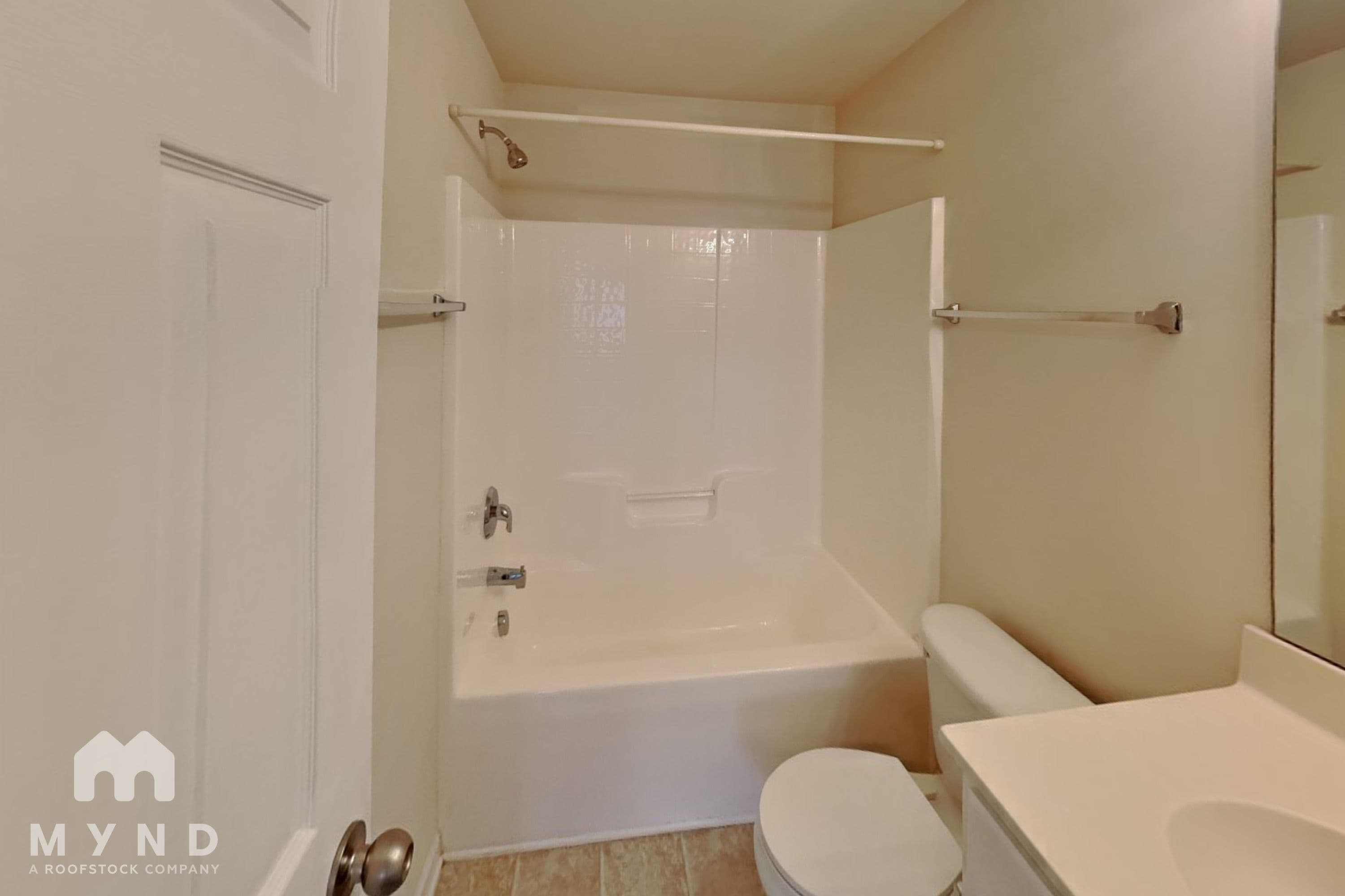 MYND — 4 Bedroom(s) and 2.5 Bathroom(s) - Photo 16