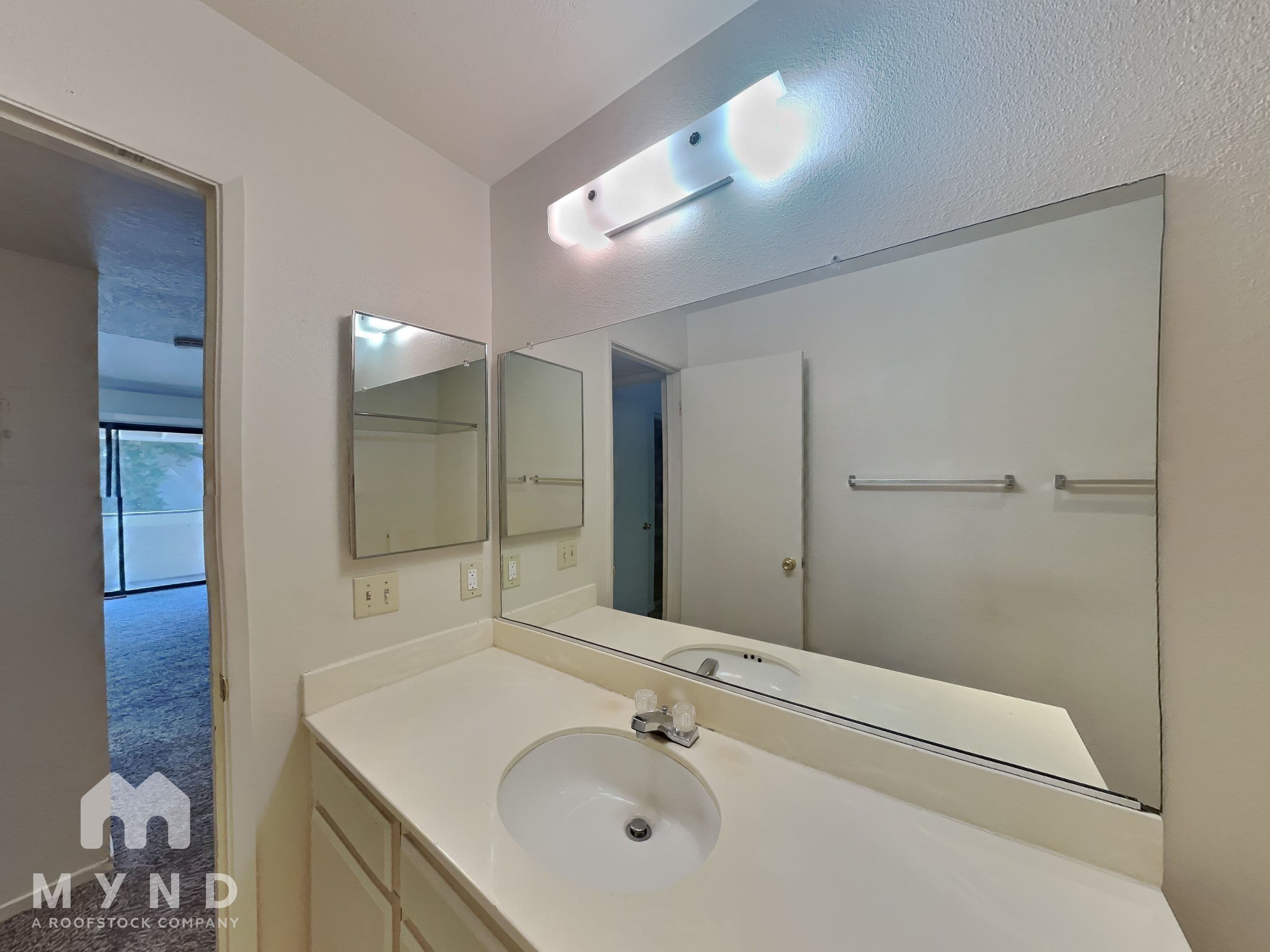 MYND — 7 - Photo 12